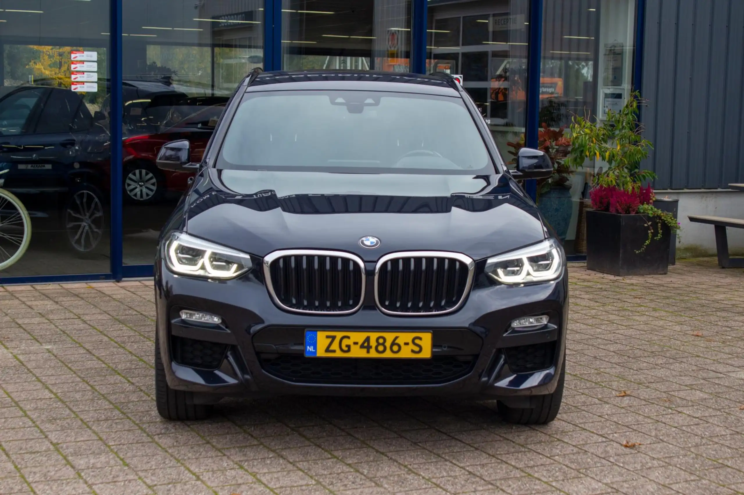 BMW - X3