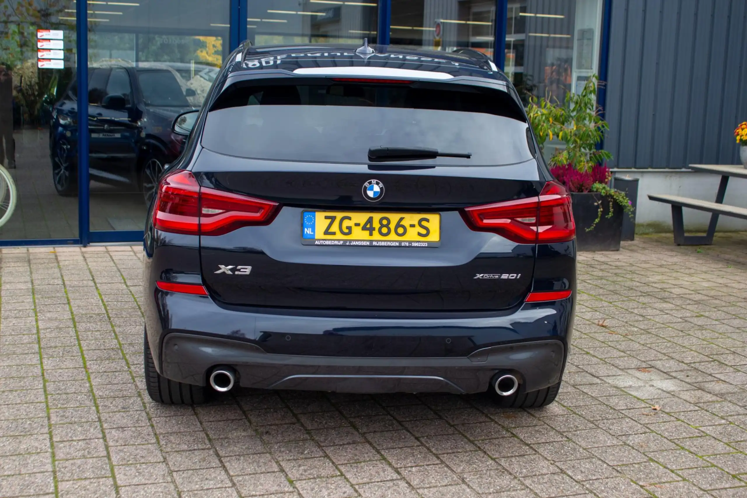 BMW - X3