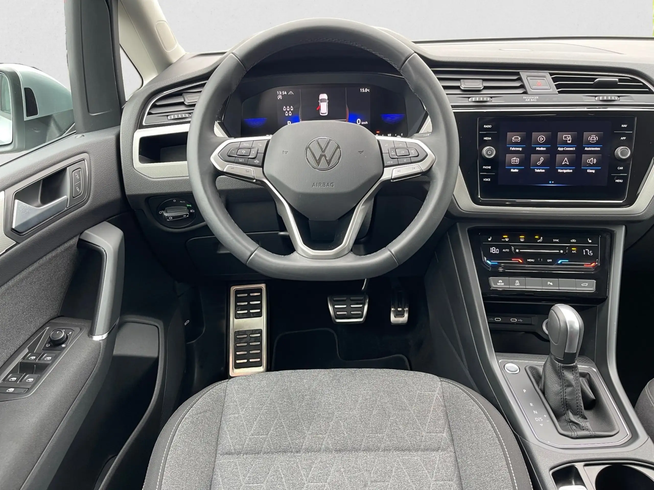 Volkswagen - Touran