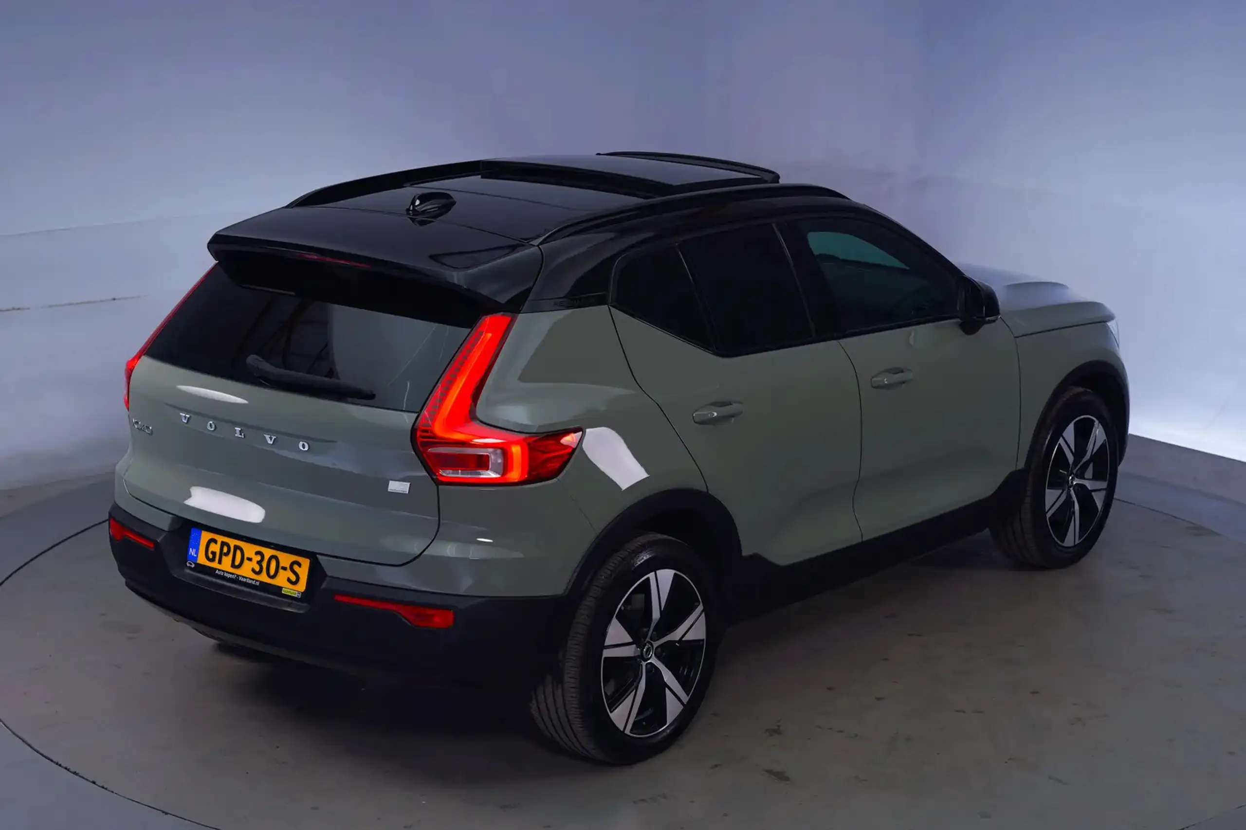 Volvo - XC40