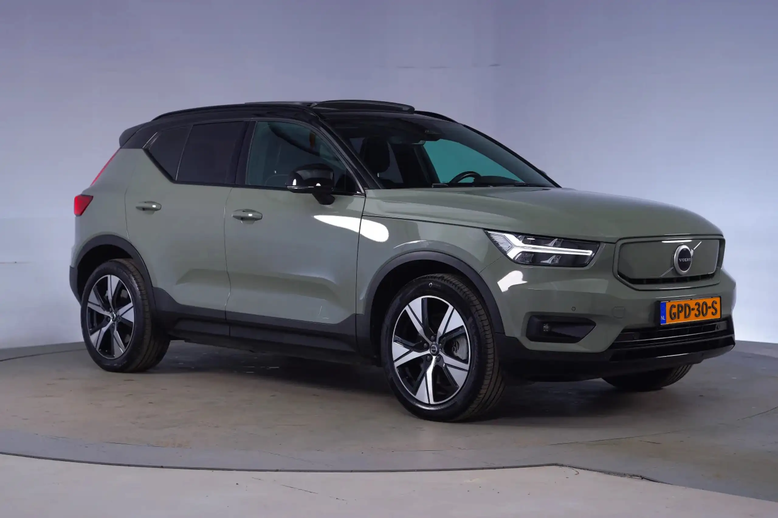 Volvo - XC40