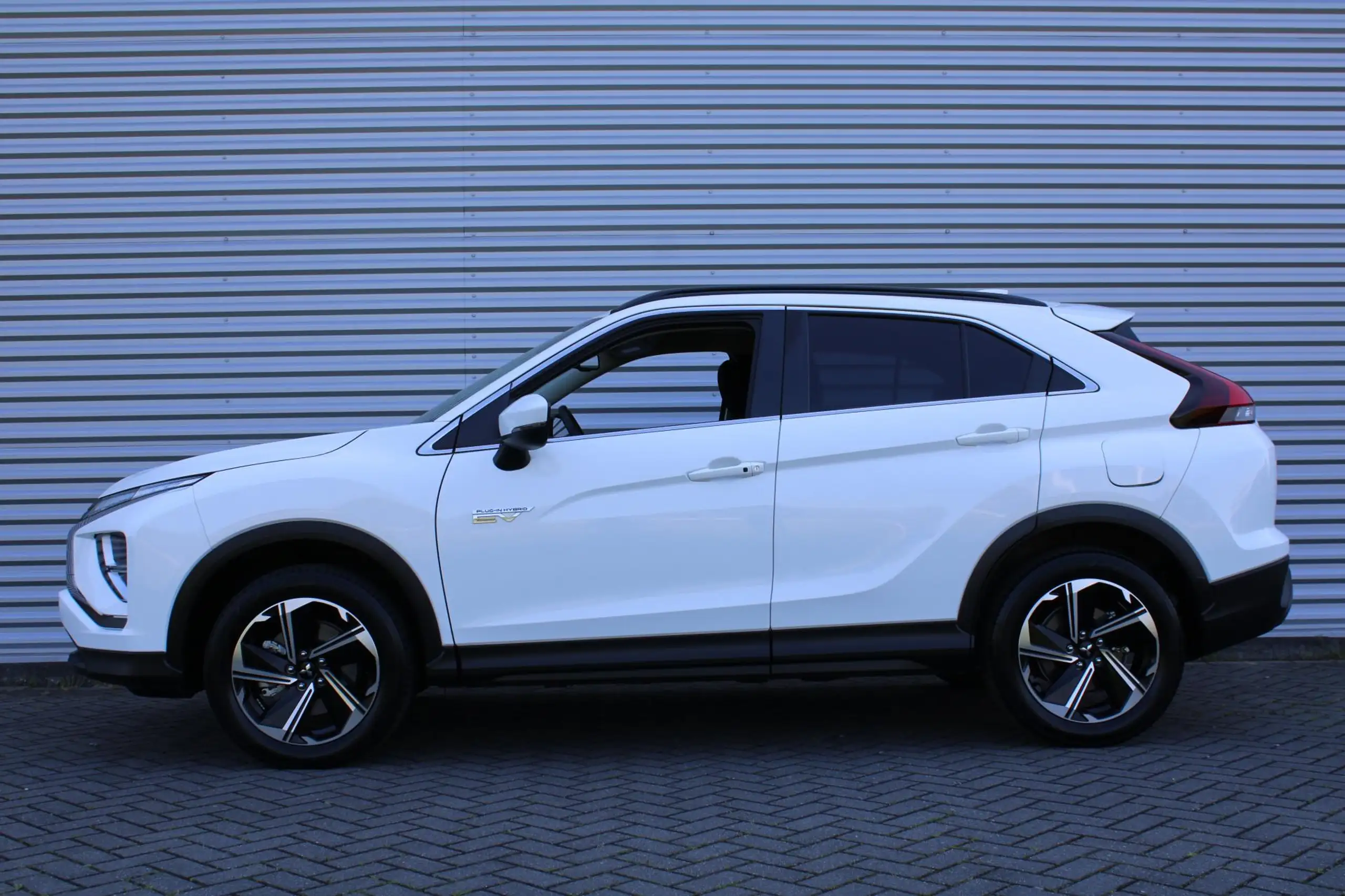 Mitsubishi - Eclipse Cross