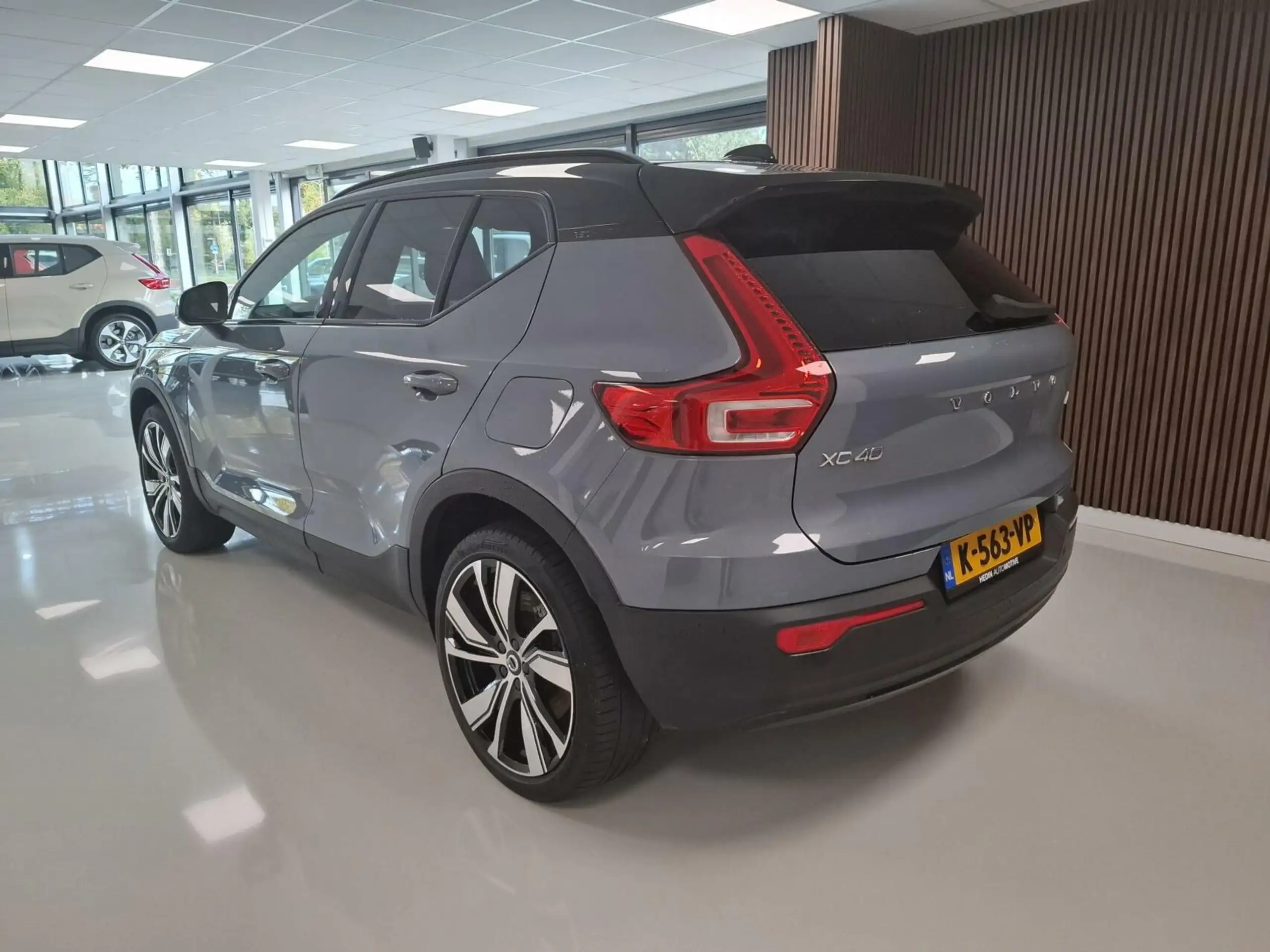 Volvo - XC40