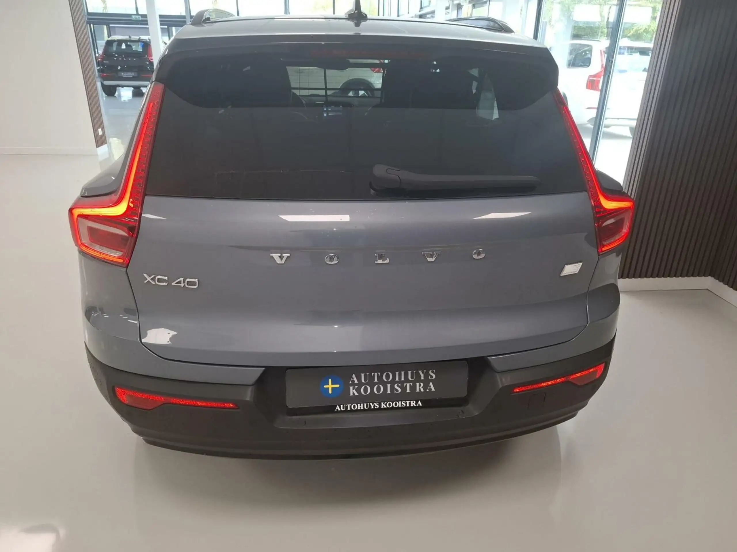 Volvo - XC40