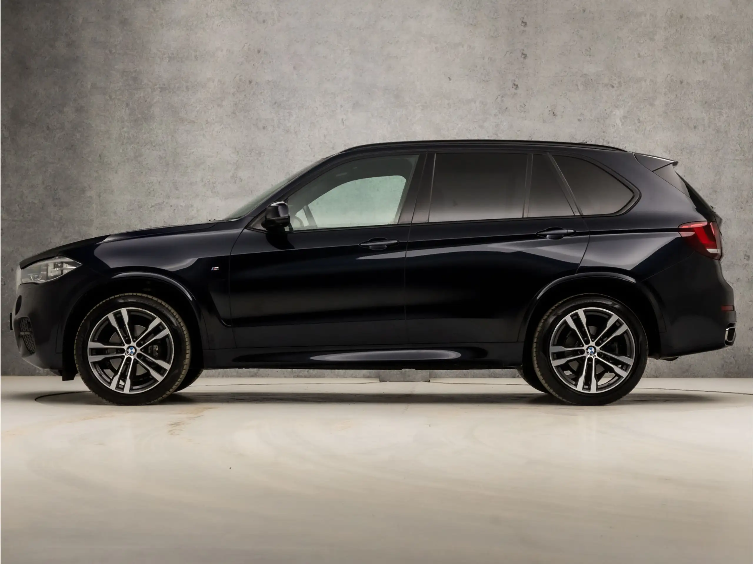 BMW - X5