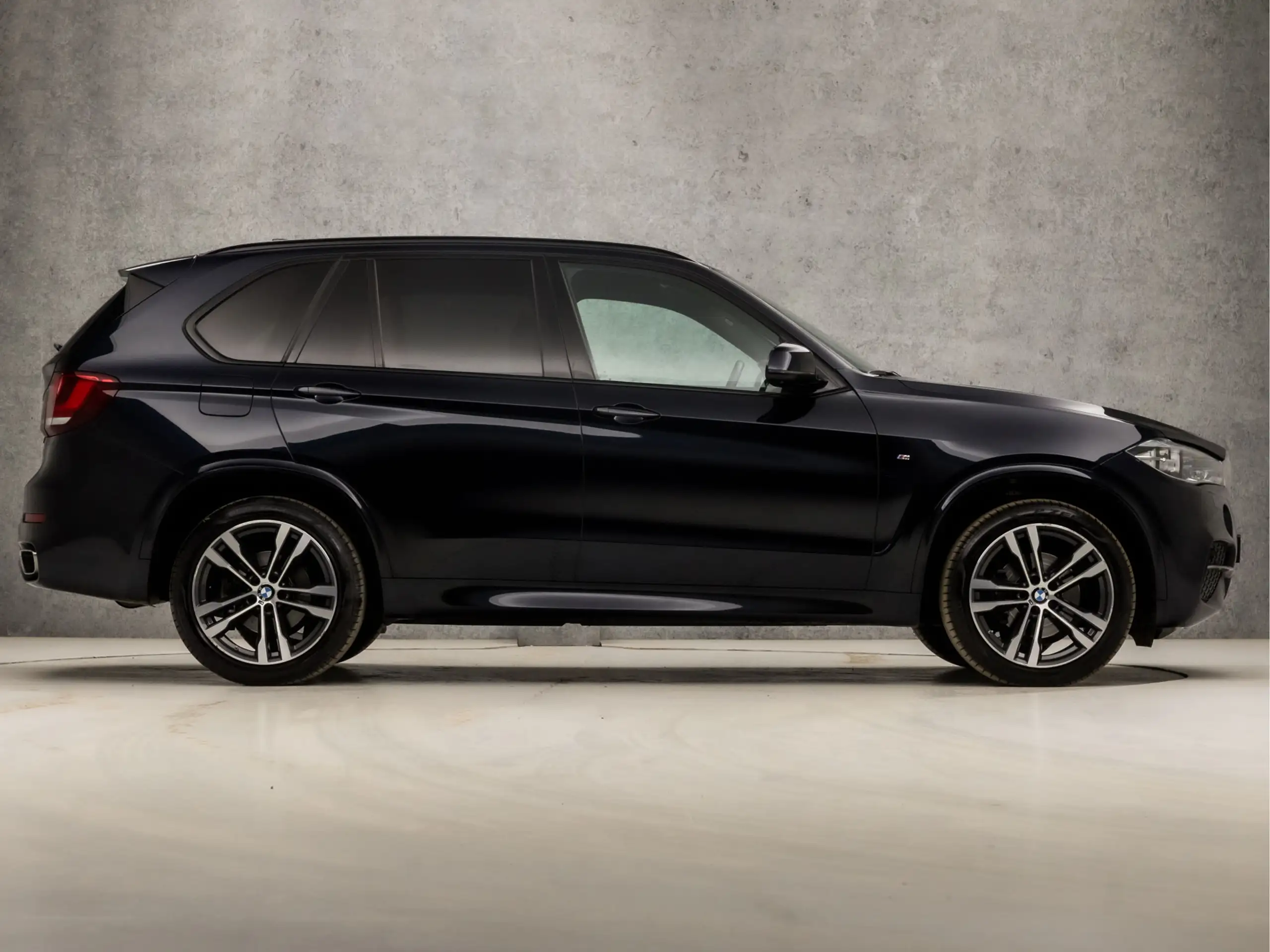 BMW - X5