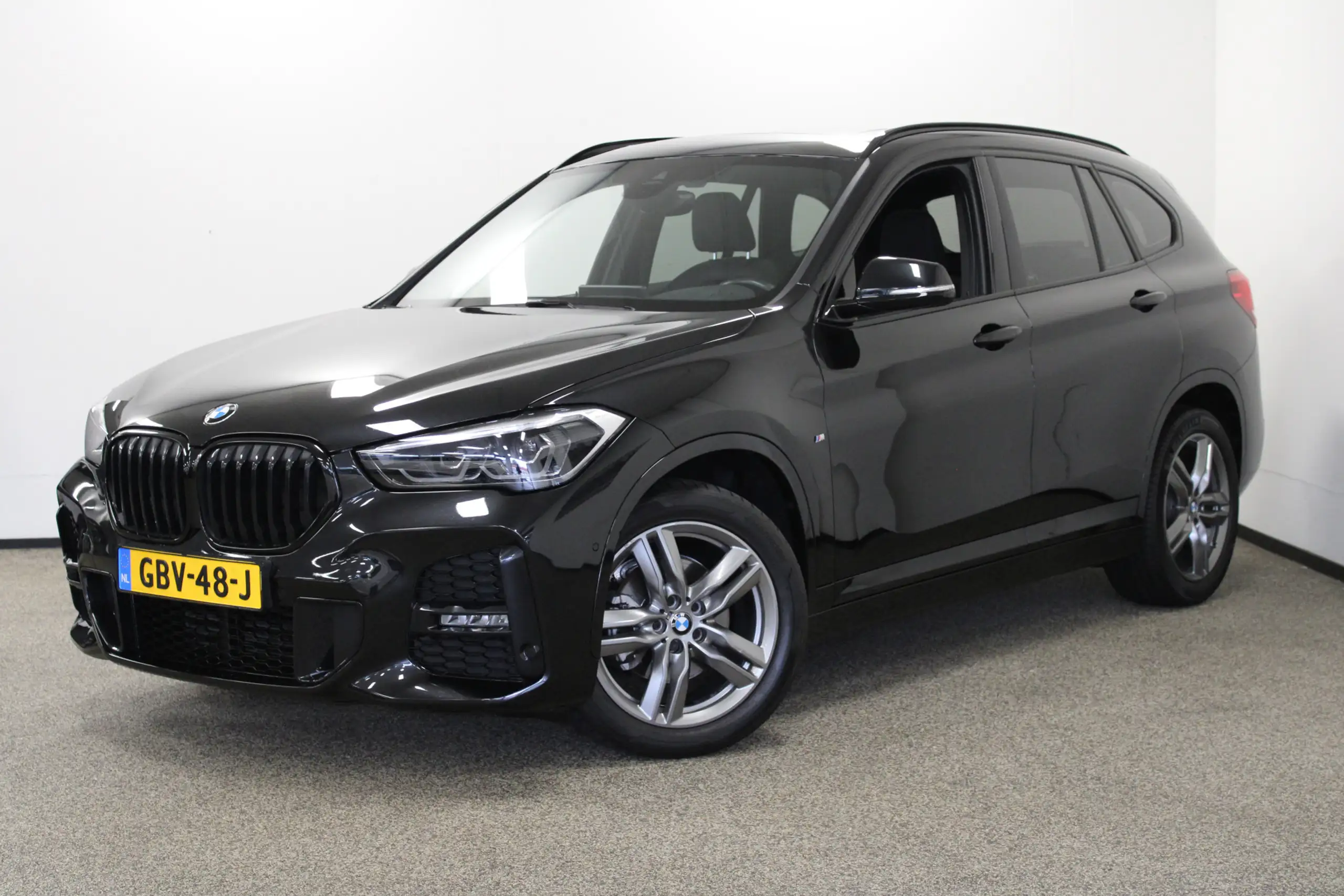 BMW - X1