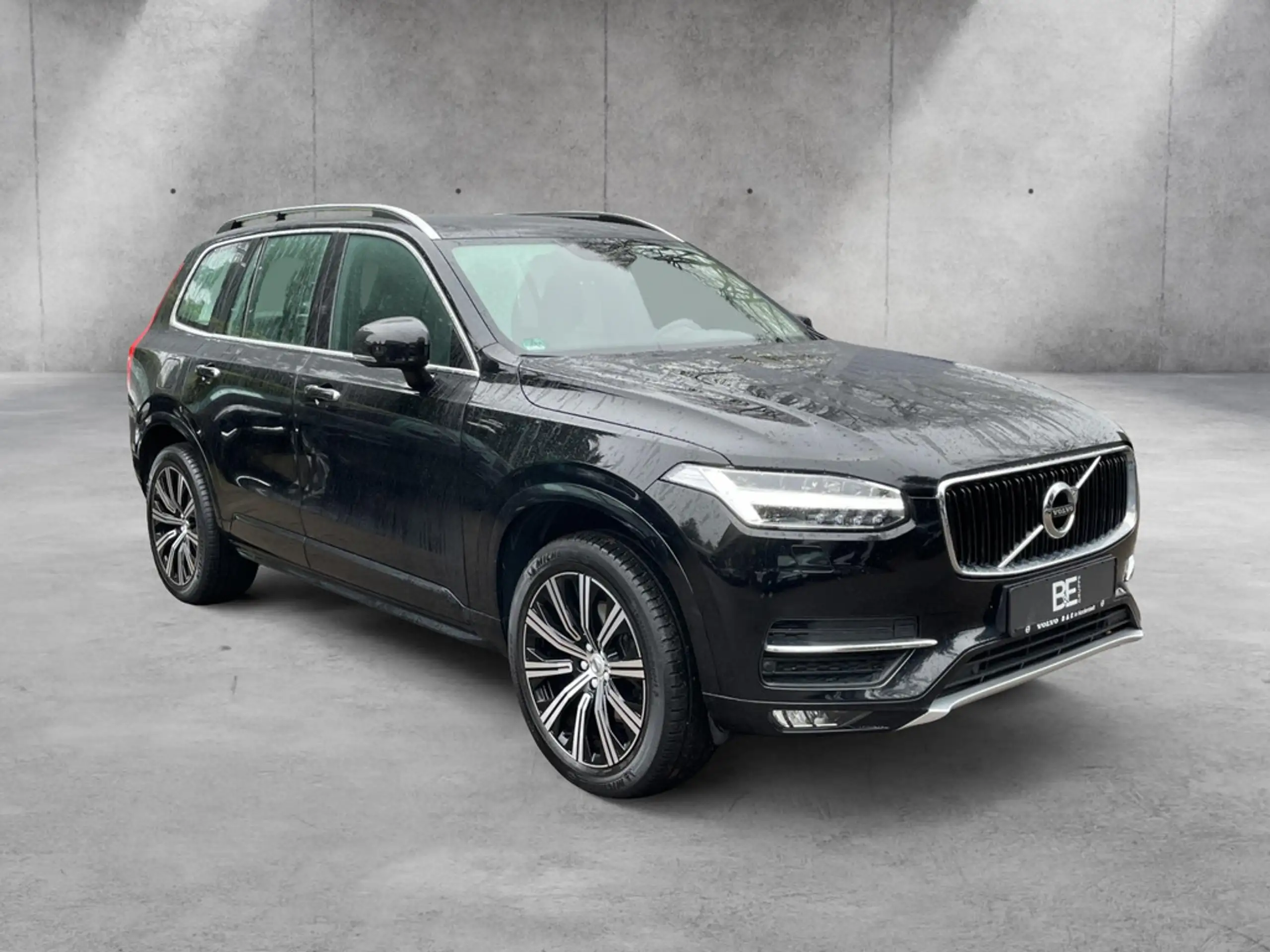 Volvo - XC90