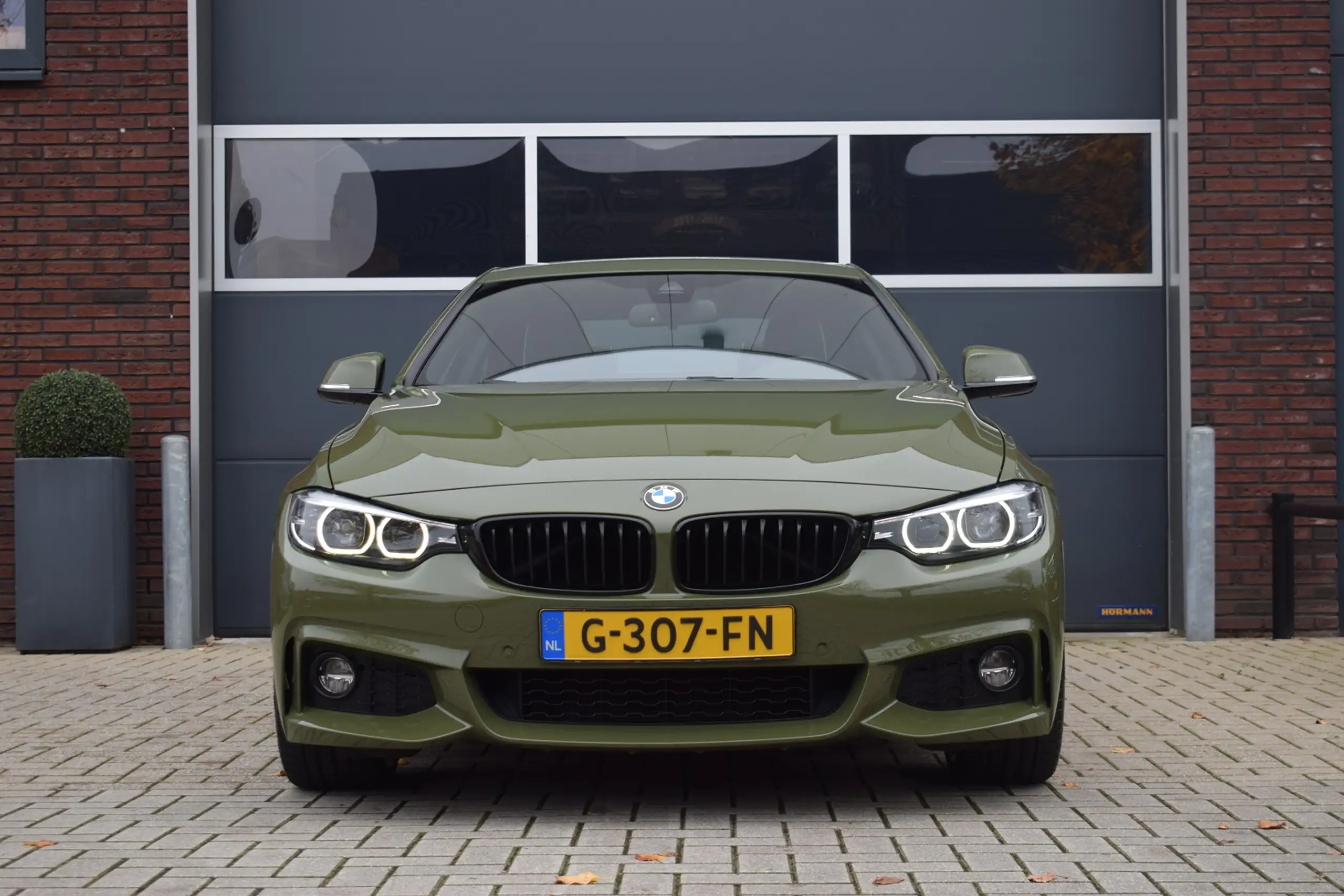 BMW - 420