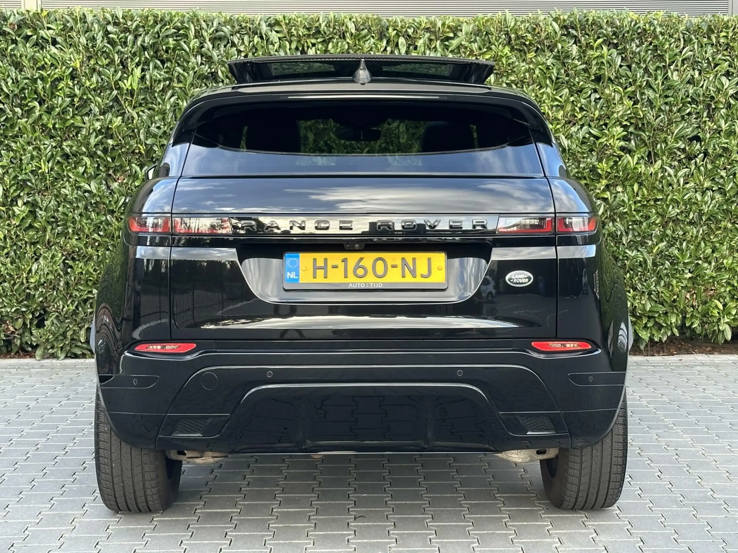 Land Rover - Range Rover Evoque