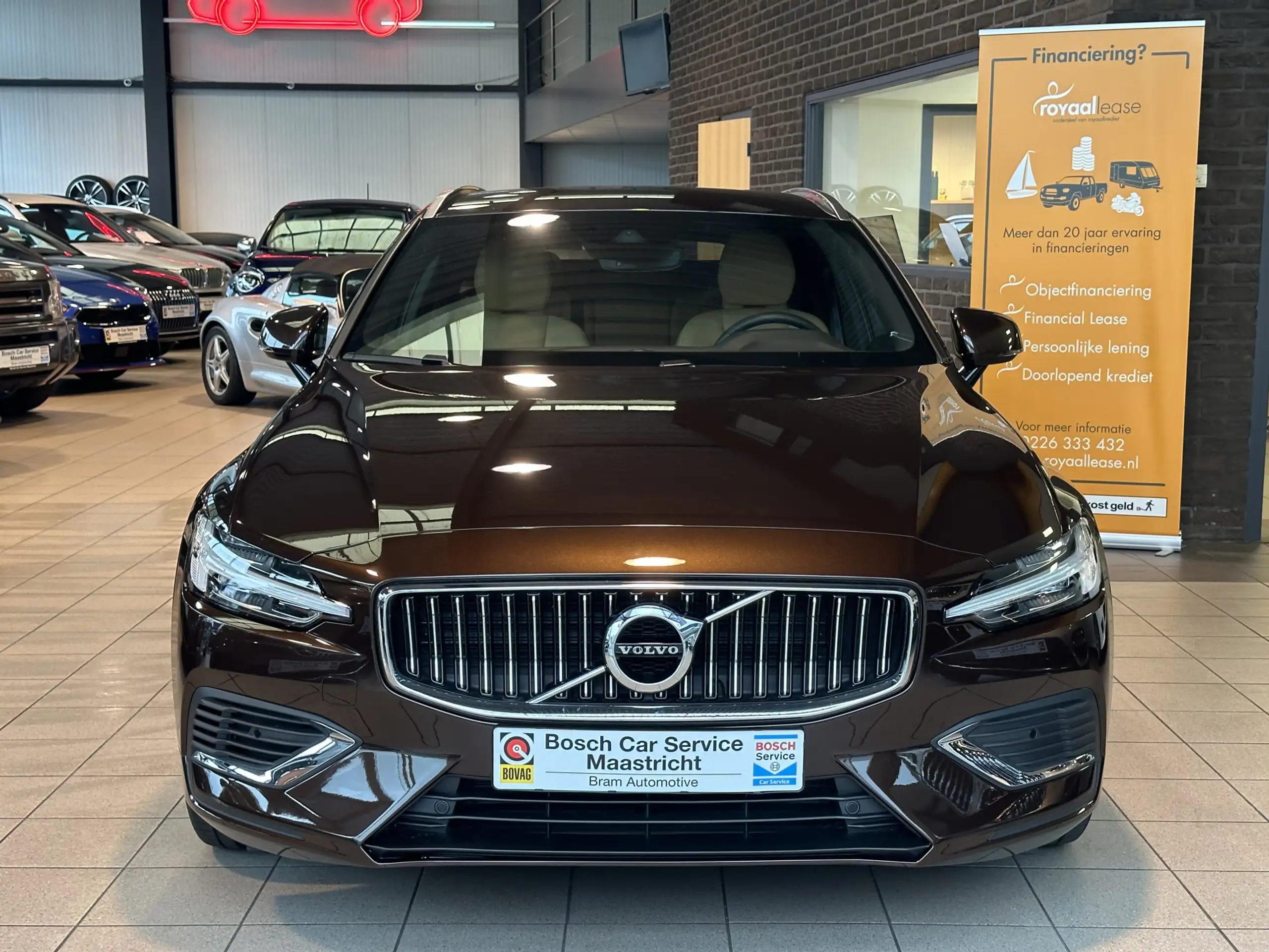 Volvo V60 2019