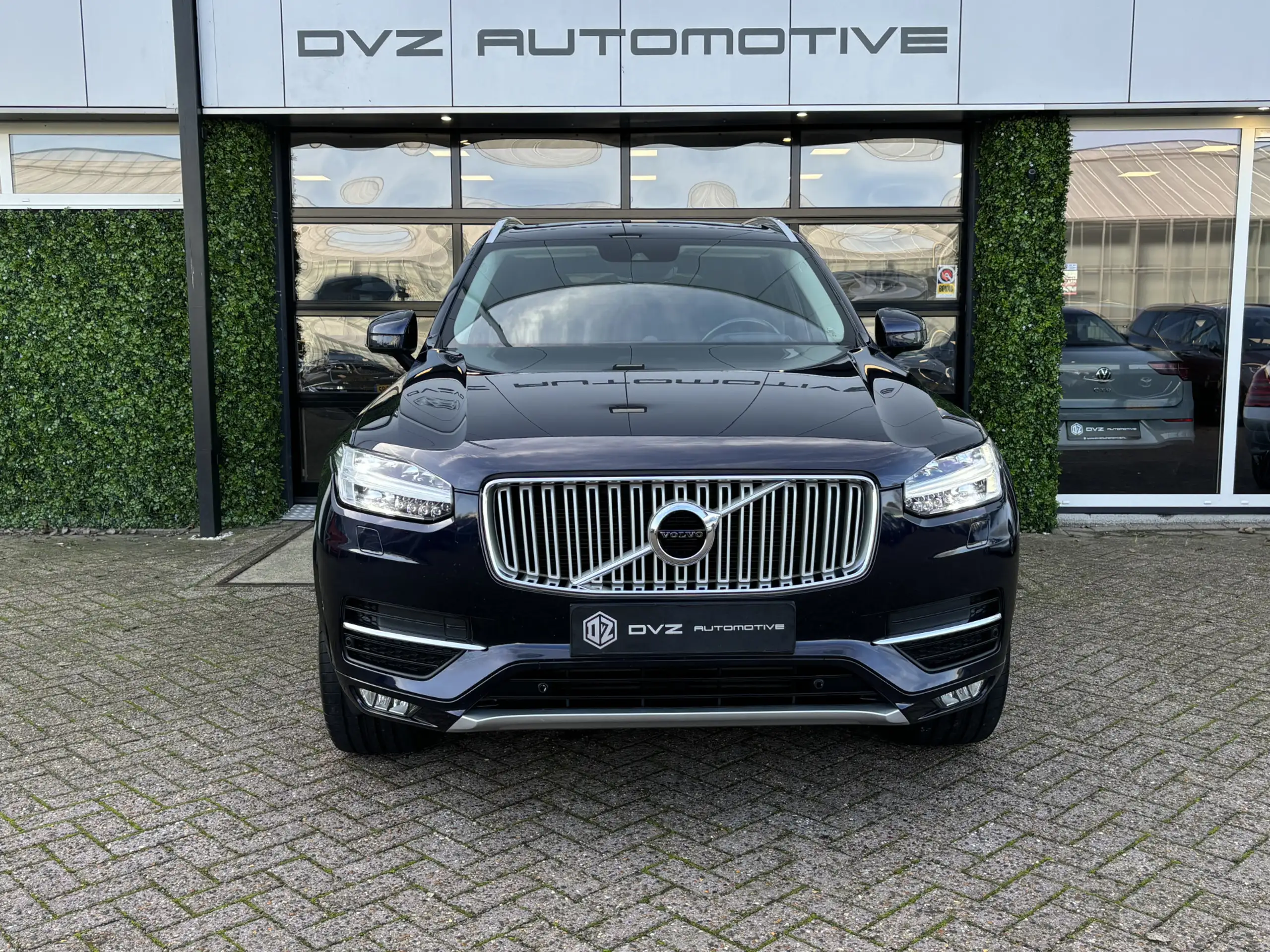 Volvo - XC90