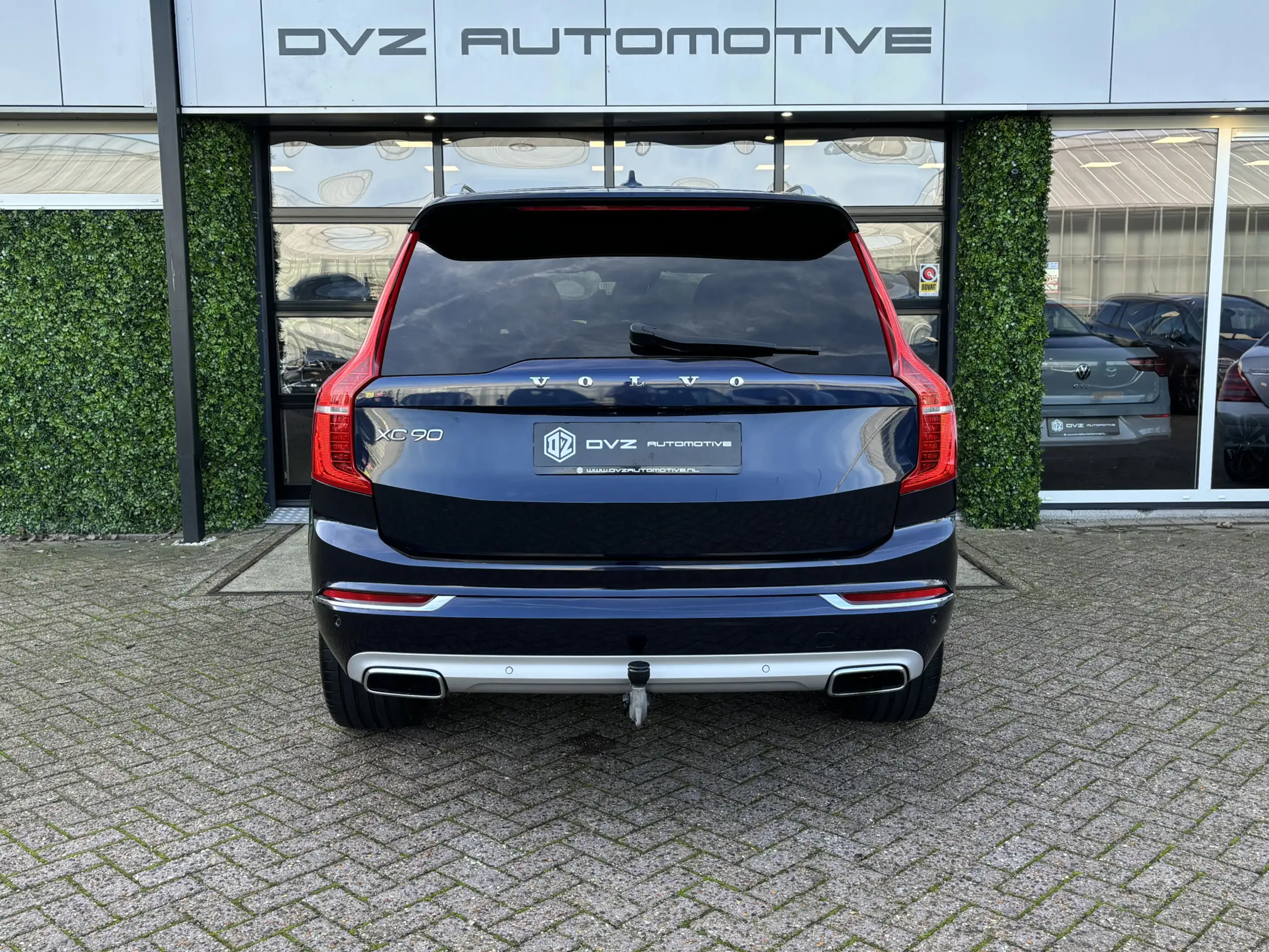 Volvo - XC90