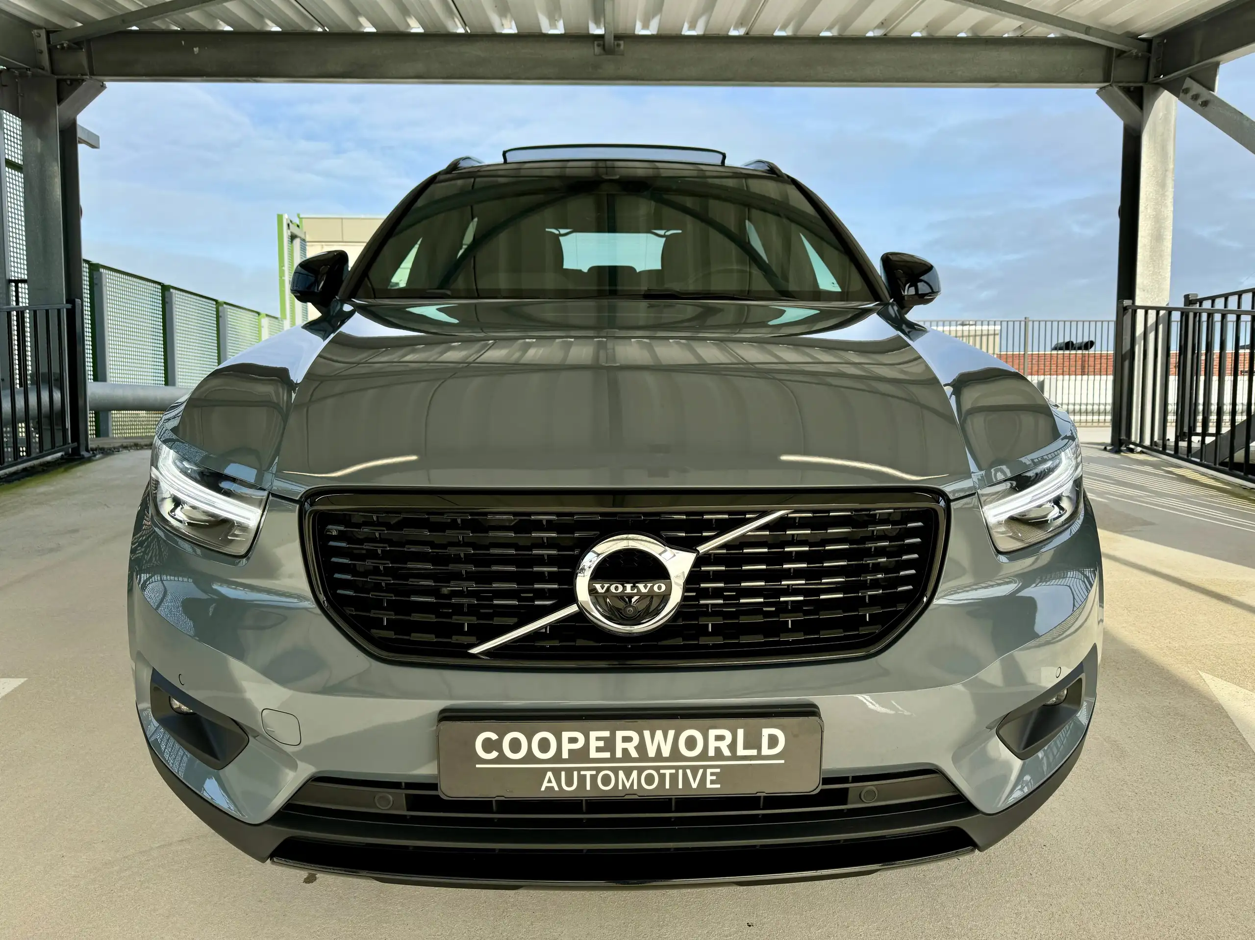 Volvo - XC40