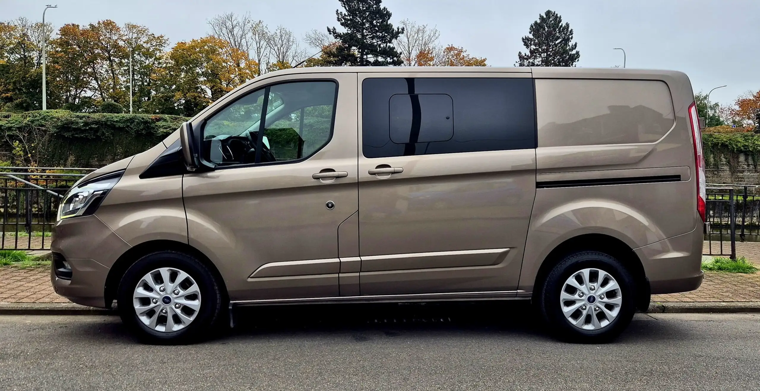 Ford - Transit Custom