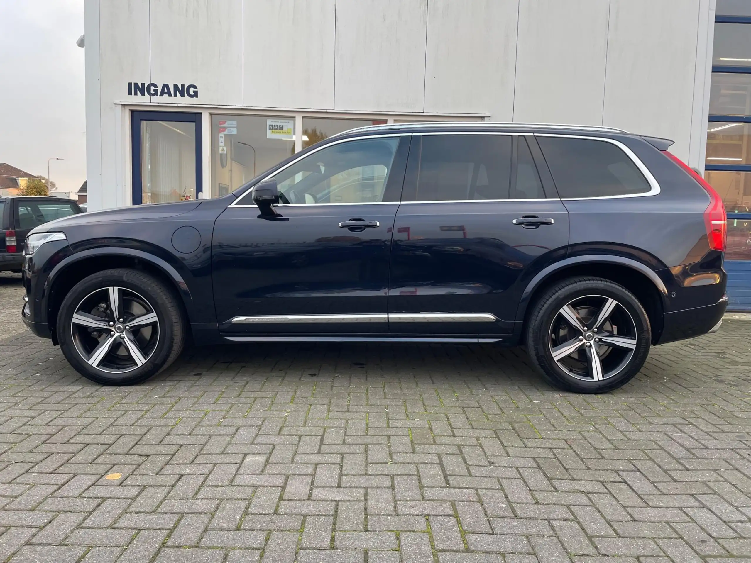 Volvo - XC90