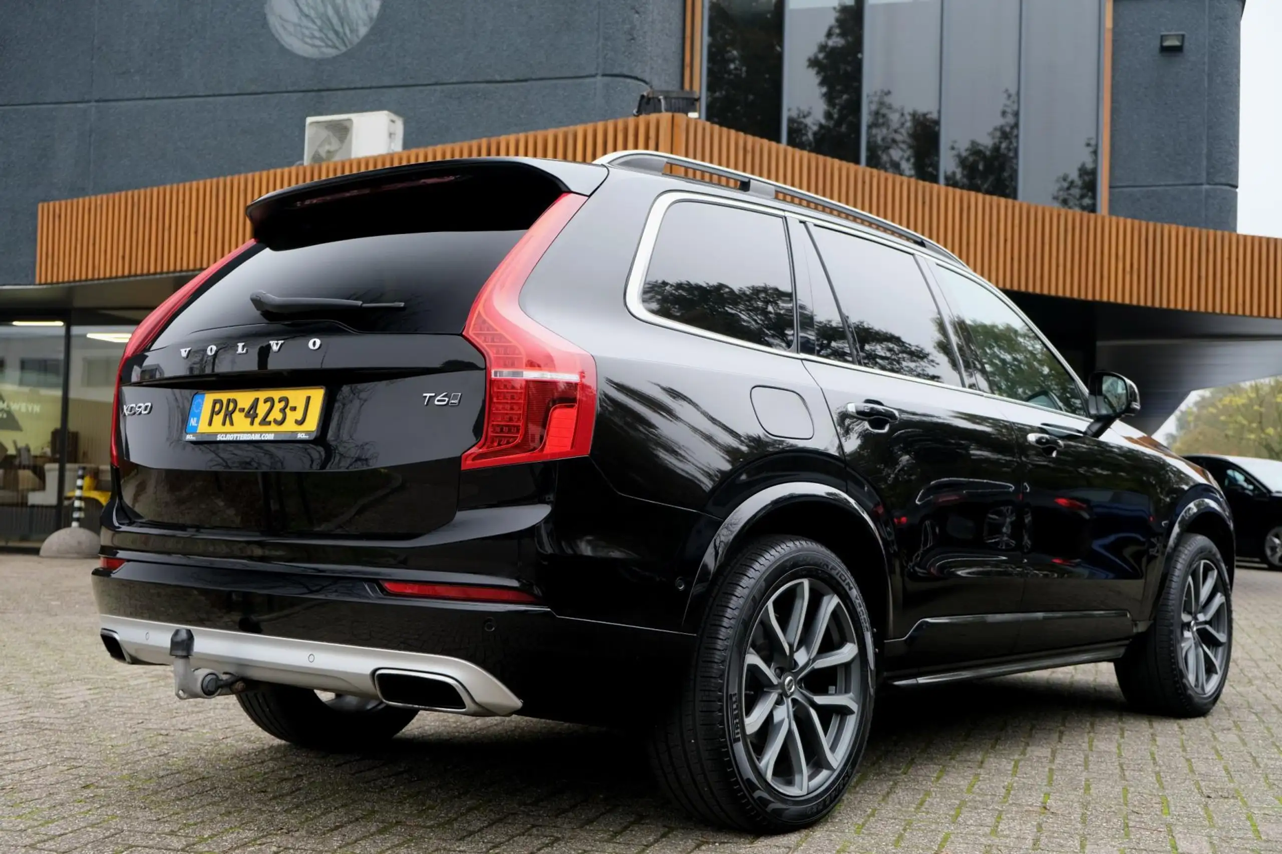 Volvo - XC90