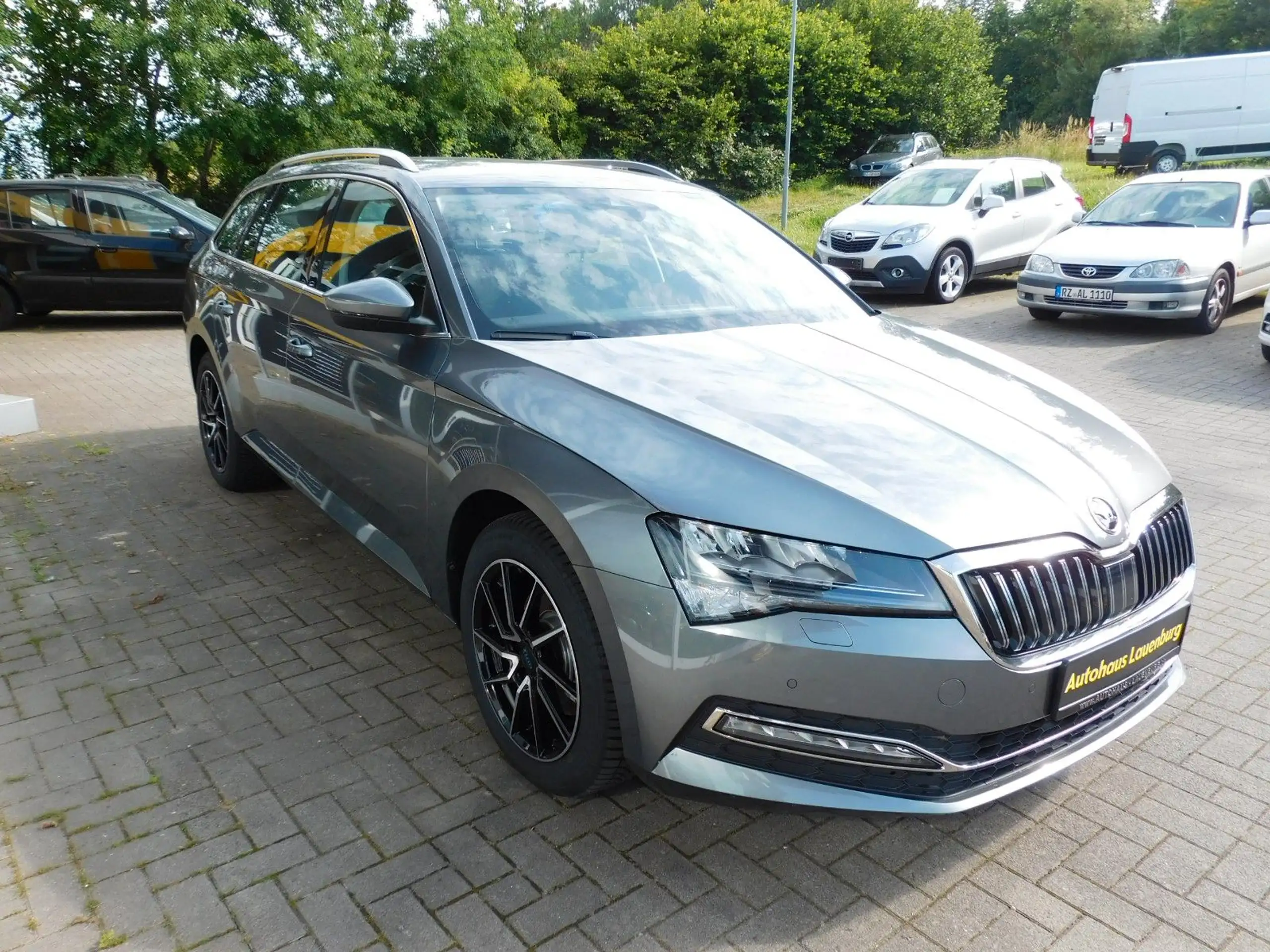 Skoda - Superb