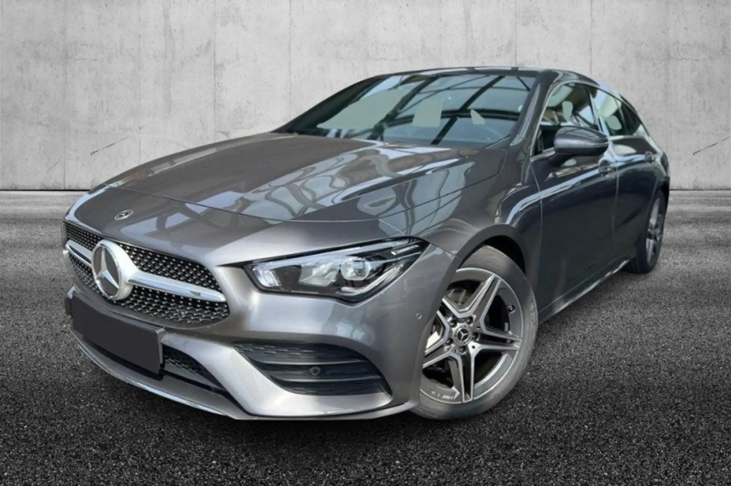 Mercedes-Benz - CLA 200