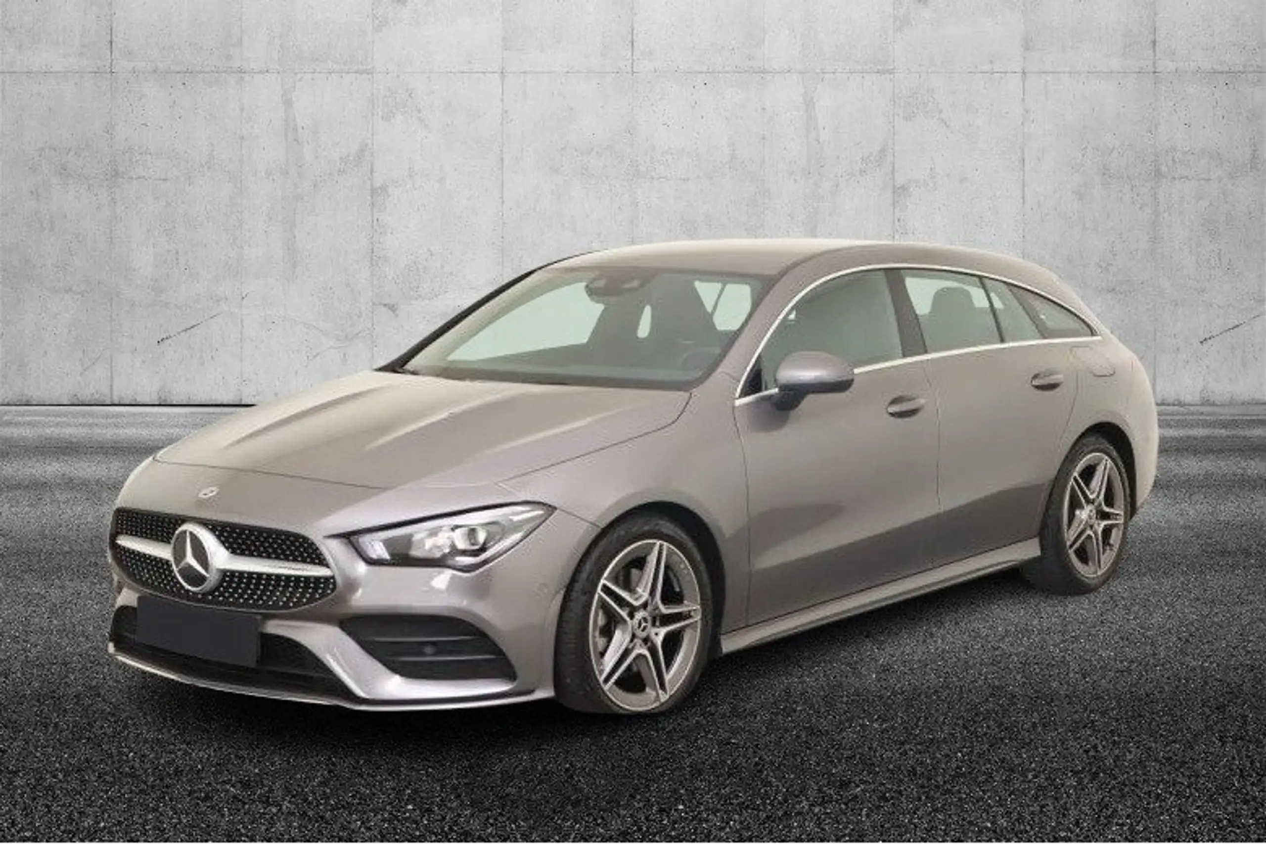 Mercedes-Benz - CLA 220