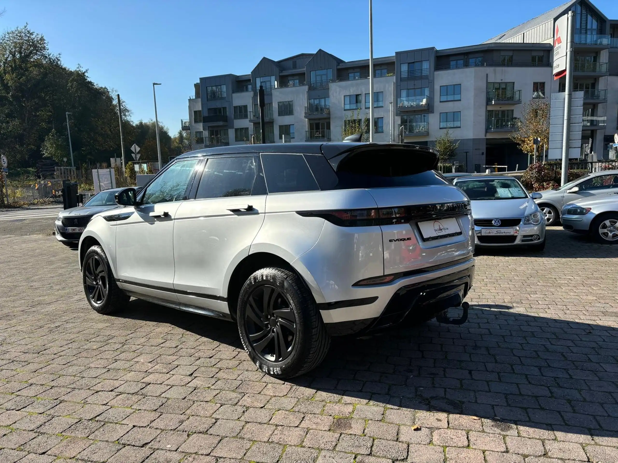 Land Rover - Range Rover Evoque