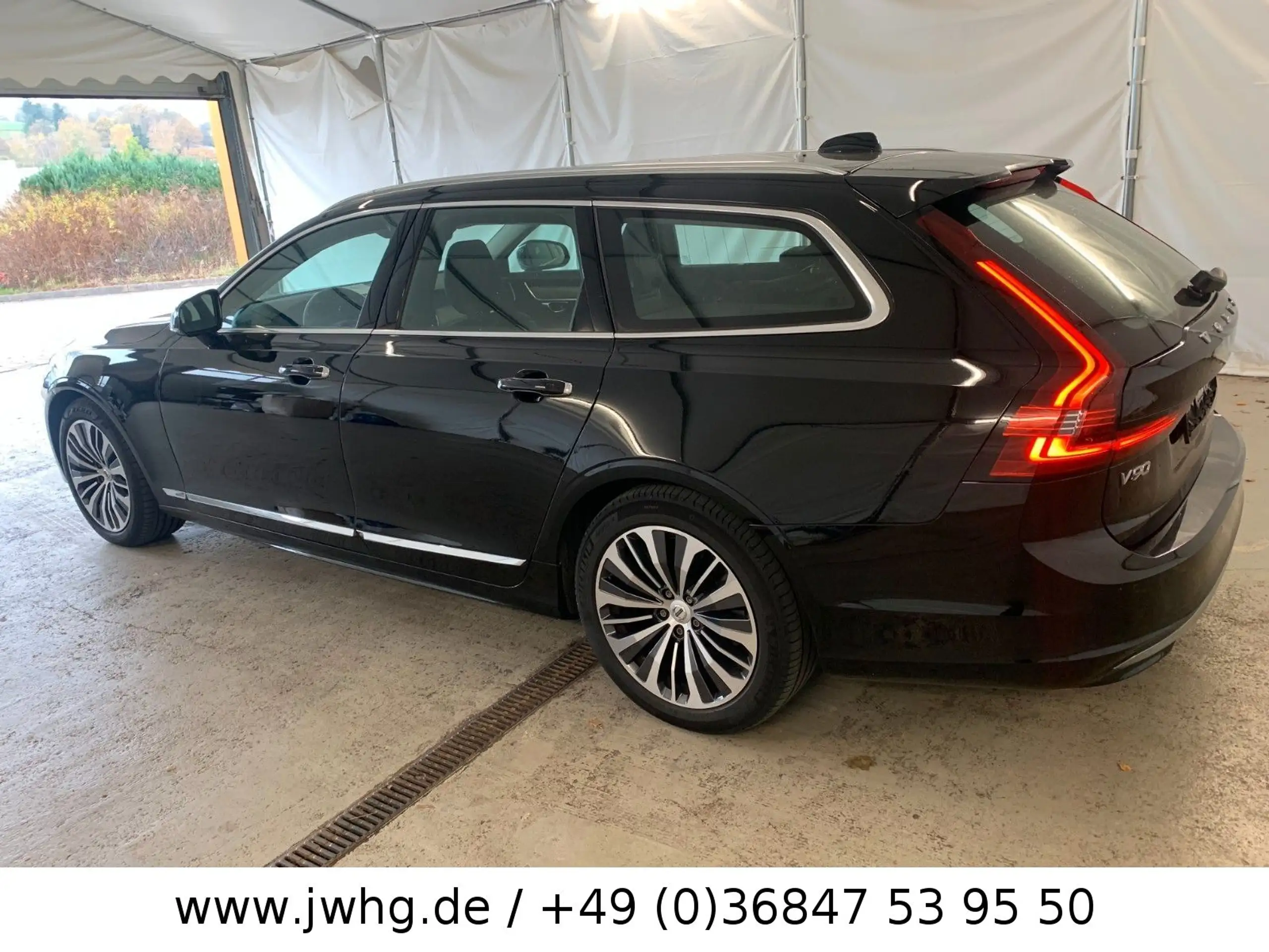 Volvo - V90