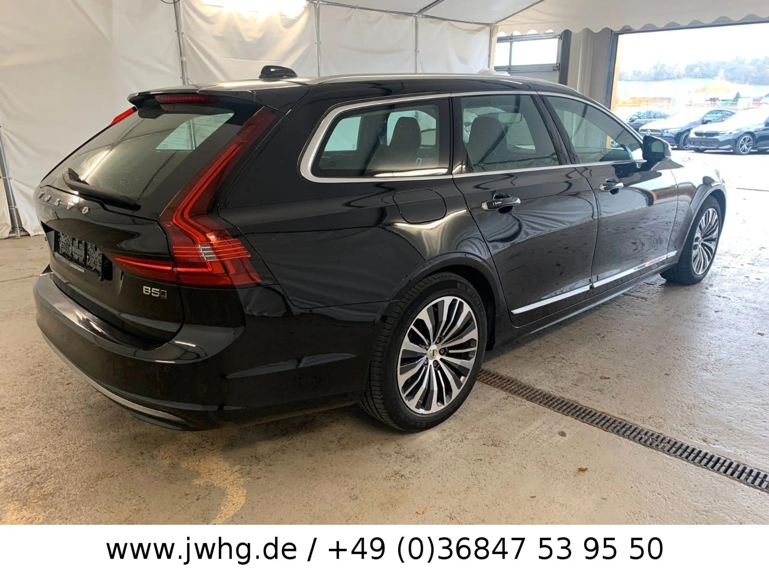 Volvo - V90