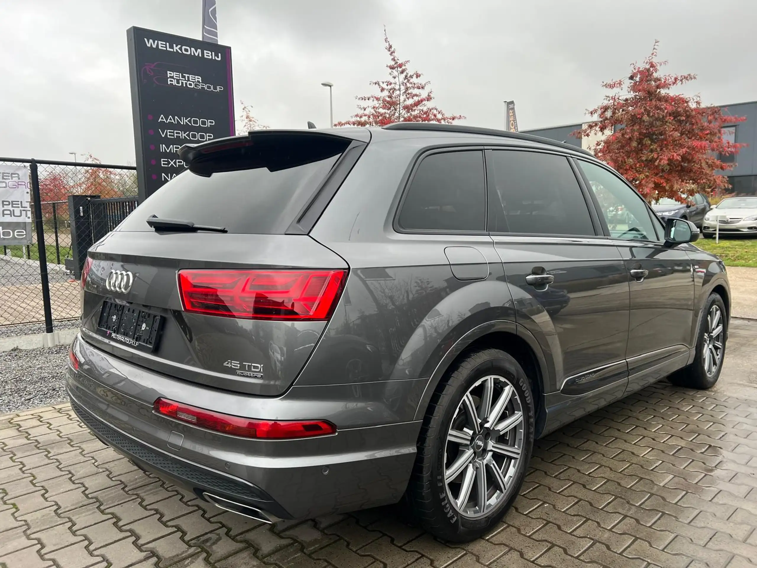 Audi - Q7