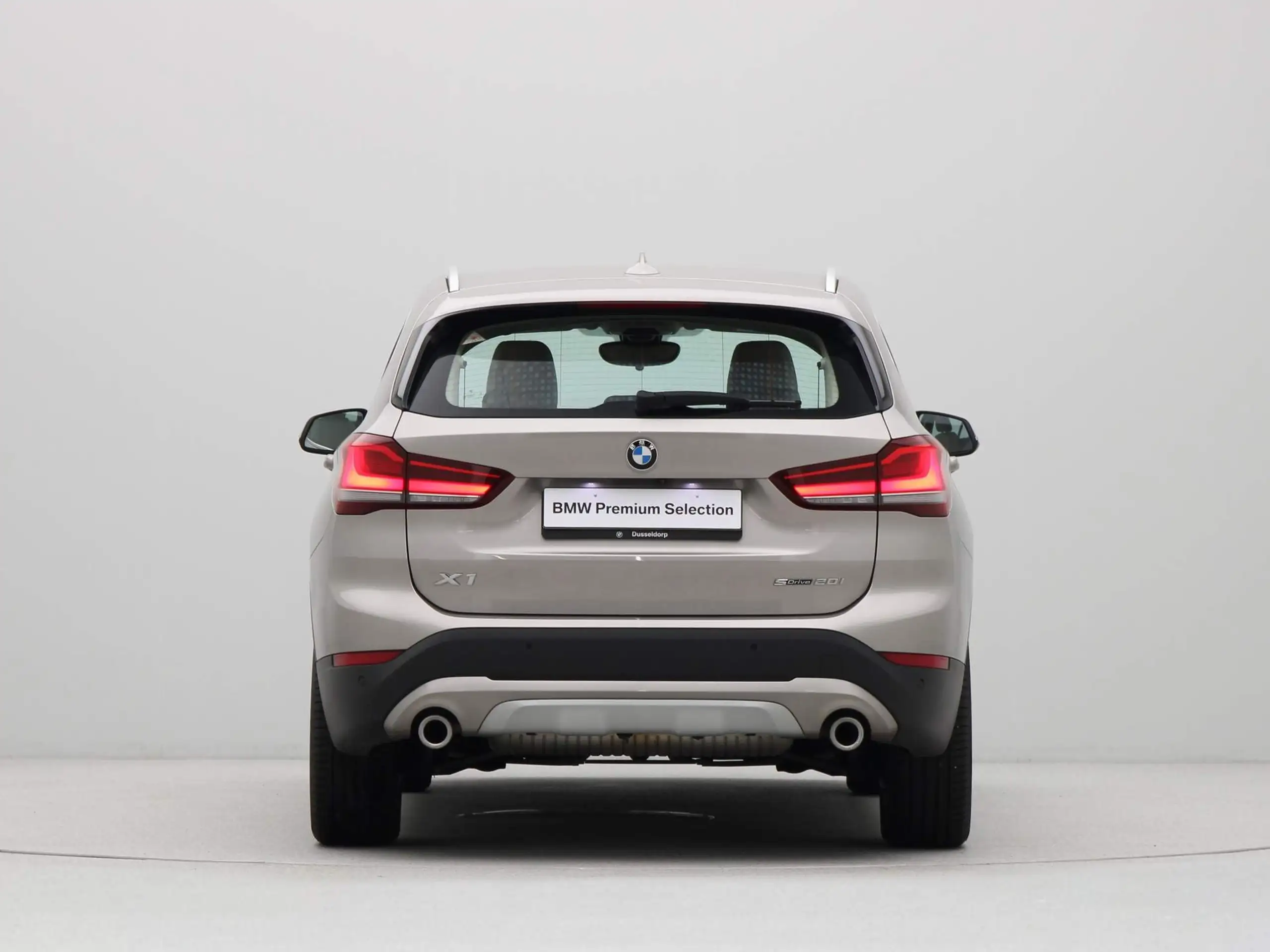 BMW - X1