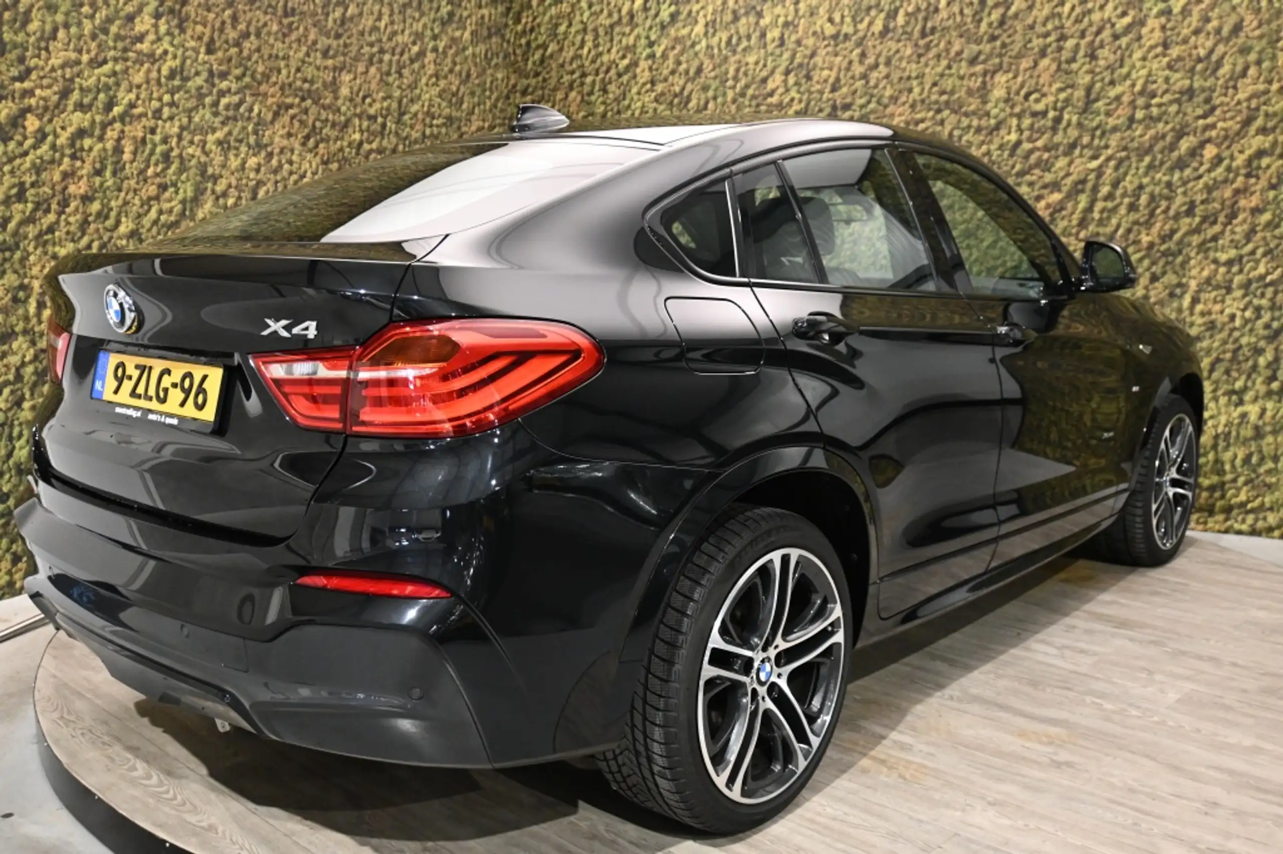 BMW - X4