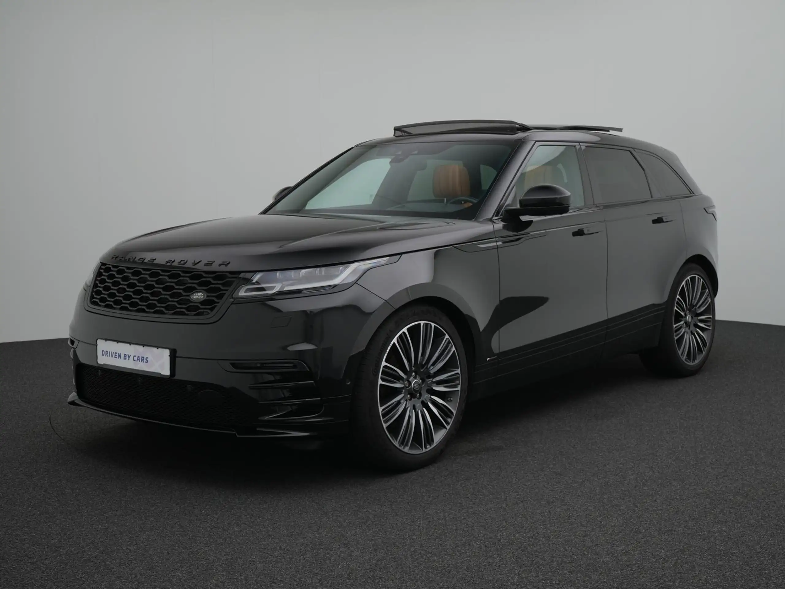 Land Rover - Range Rover Velar