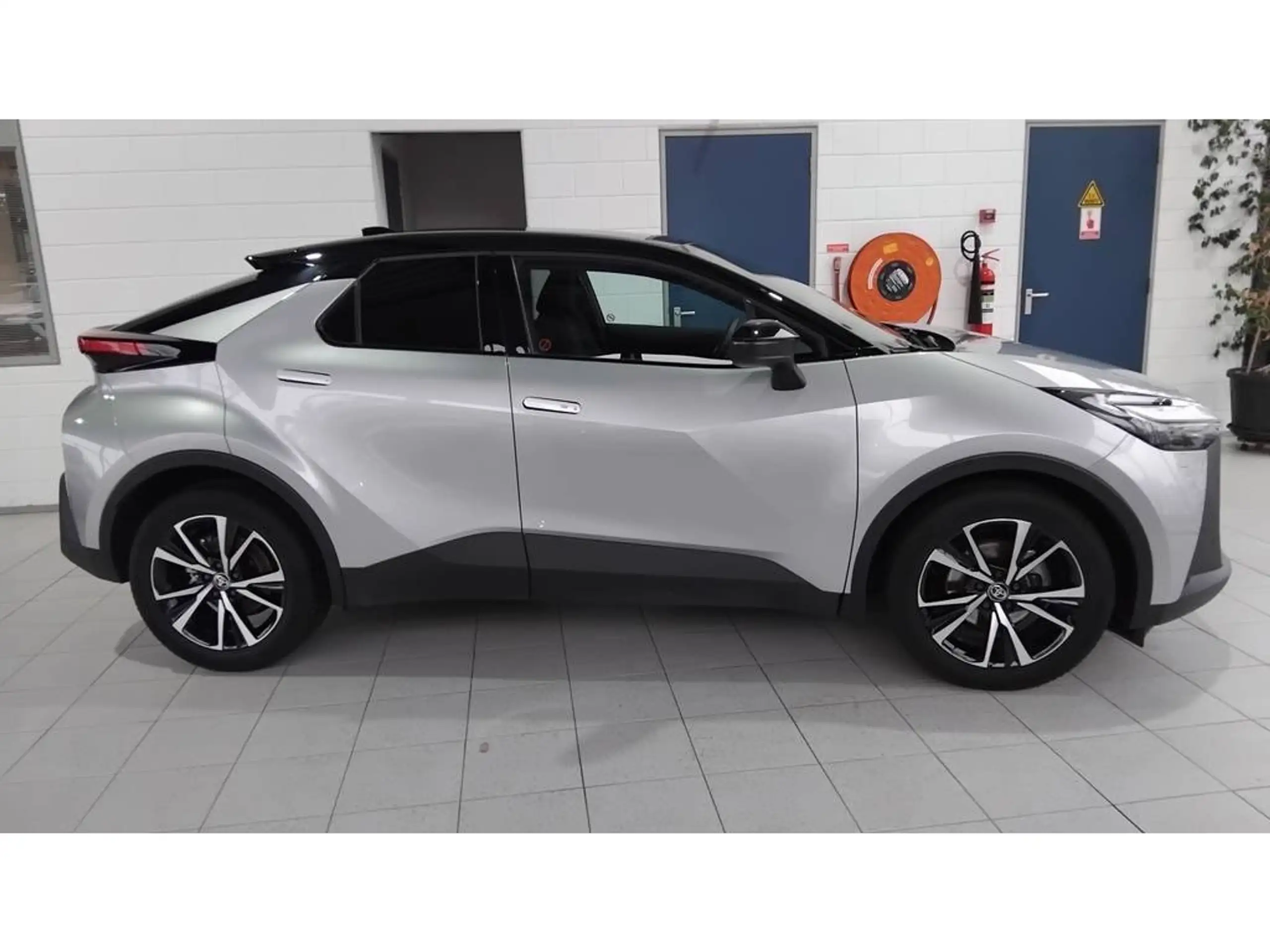 Toyota - C-HR