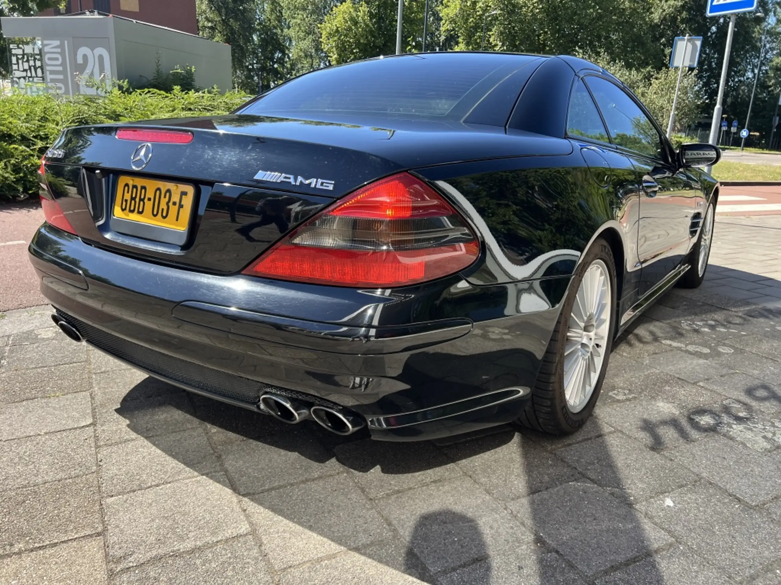 Mercedes-Benz - SL 55 AMG