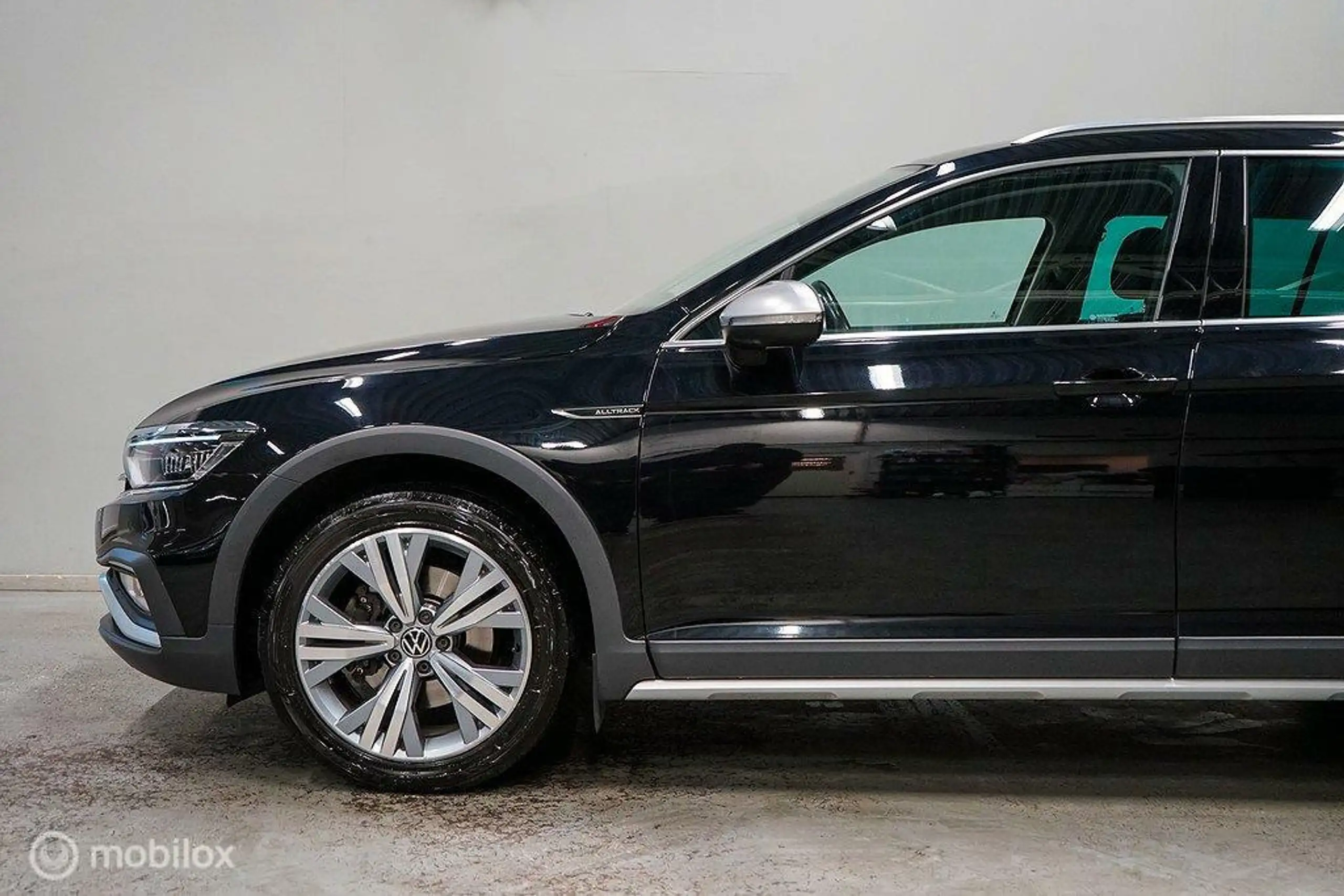 Volkswagen - Passat Alltrack