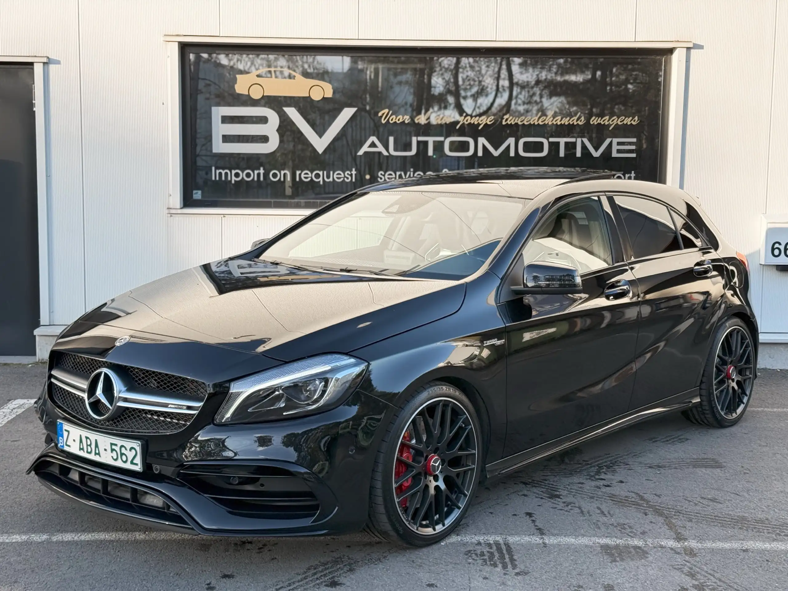 Mercedes-Benz - A 45 AMG