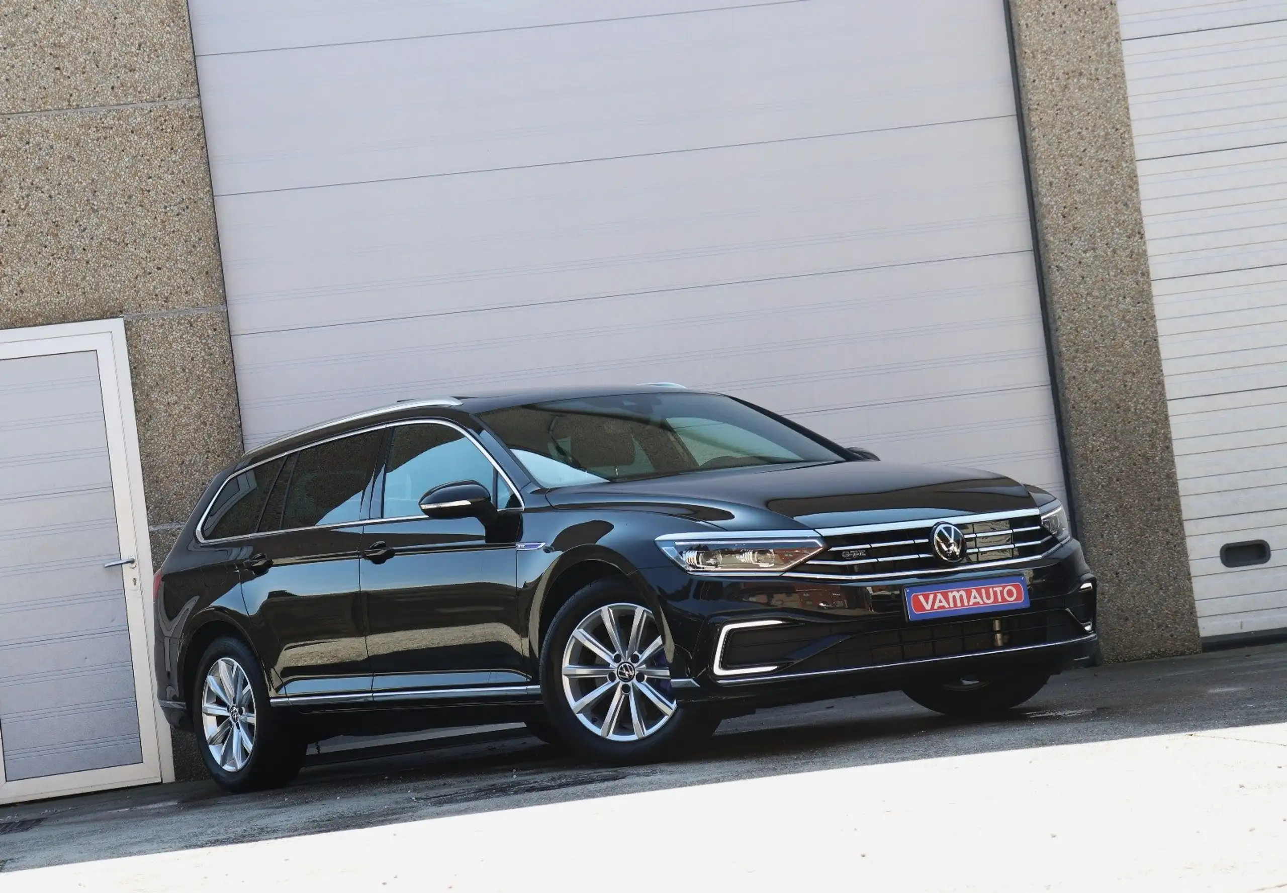 Volkswagen - Passat Variant