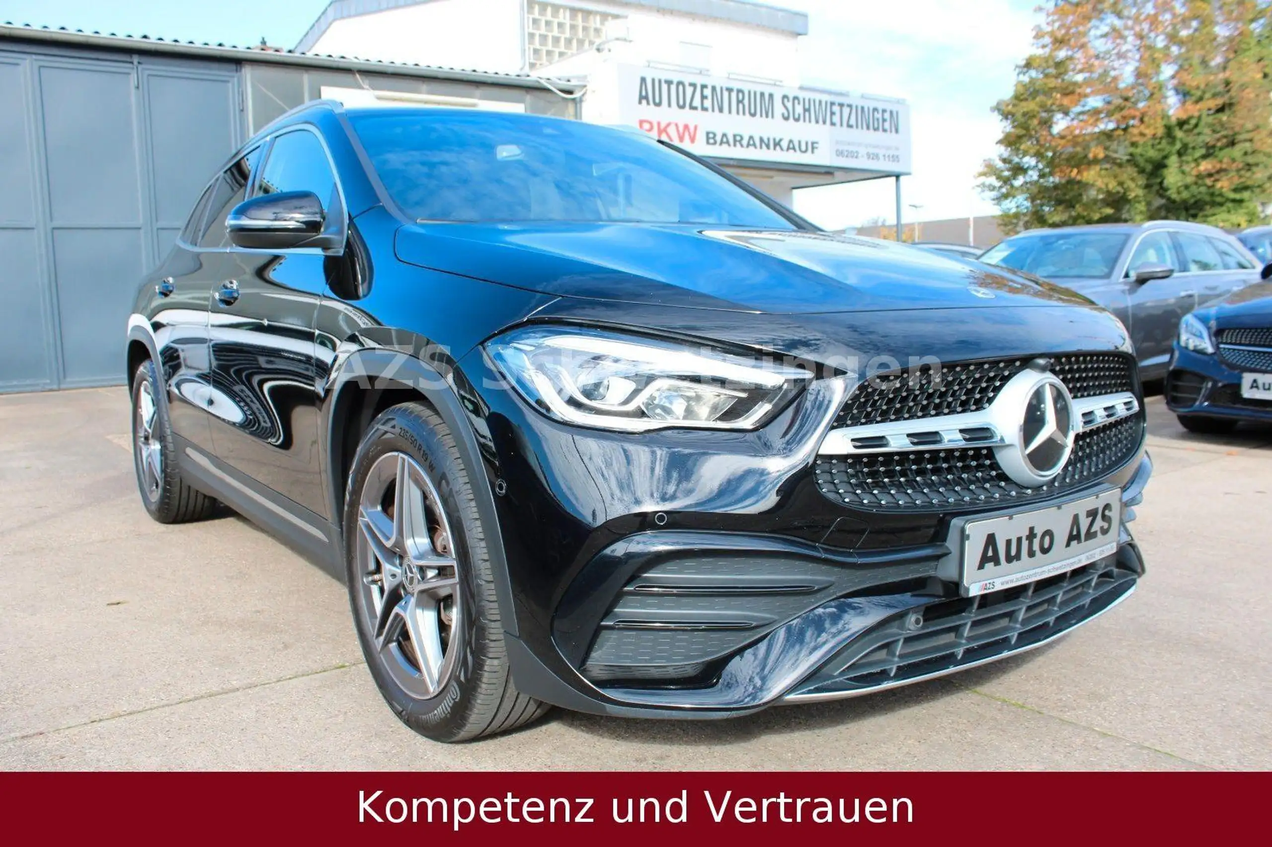 Mercedes-Benz - GLA 200