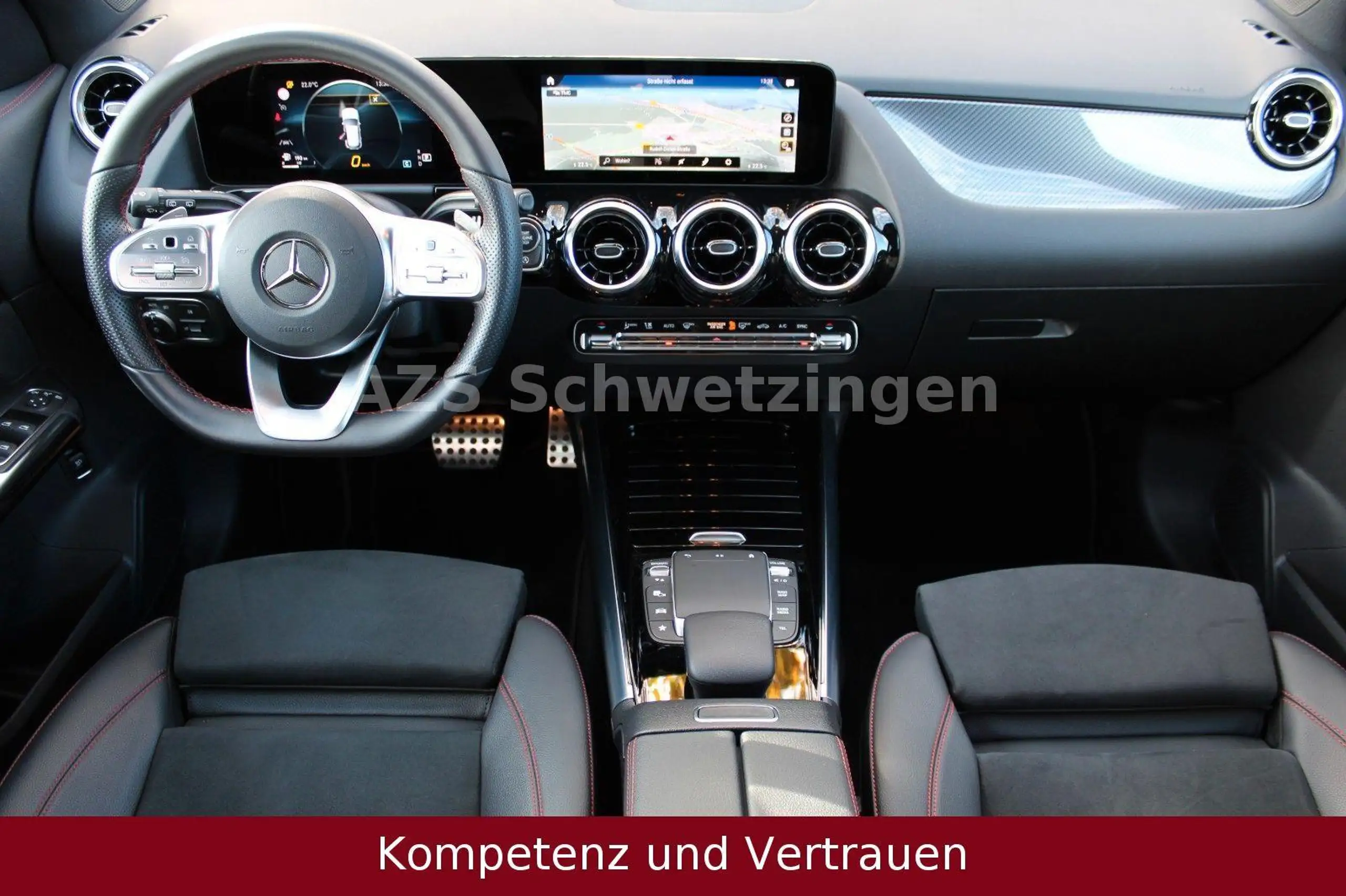 Mercedes-Benz - GLA 200