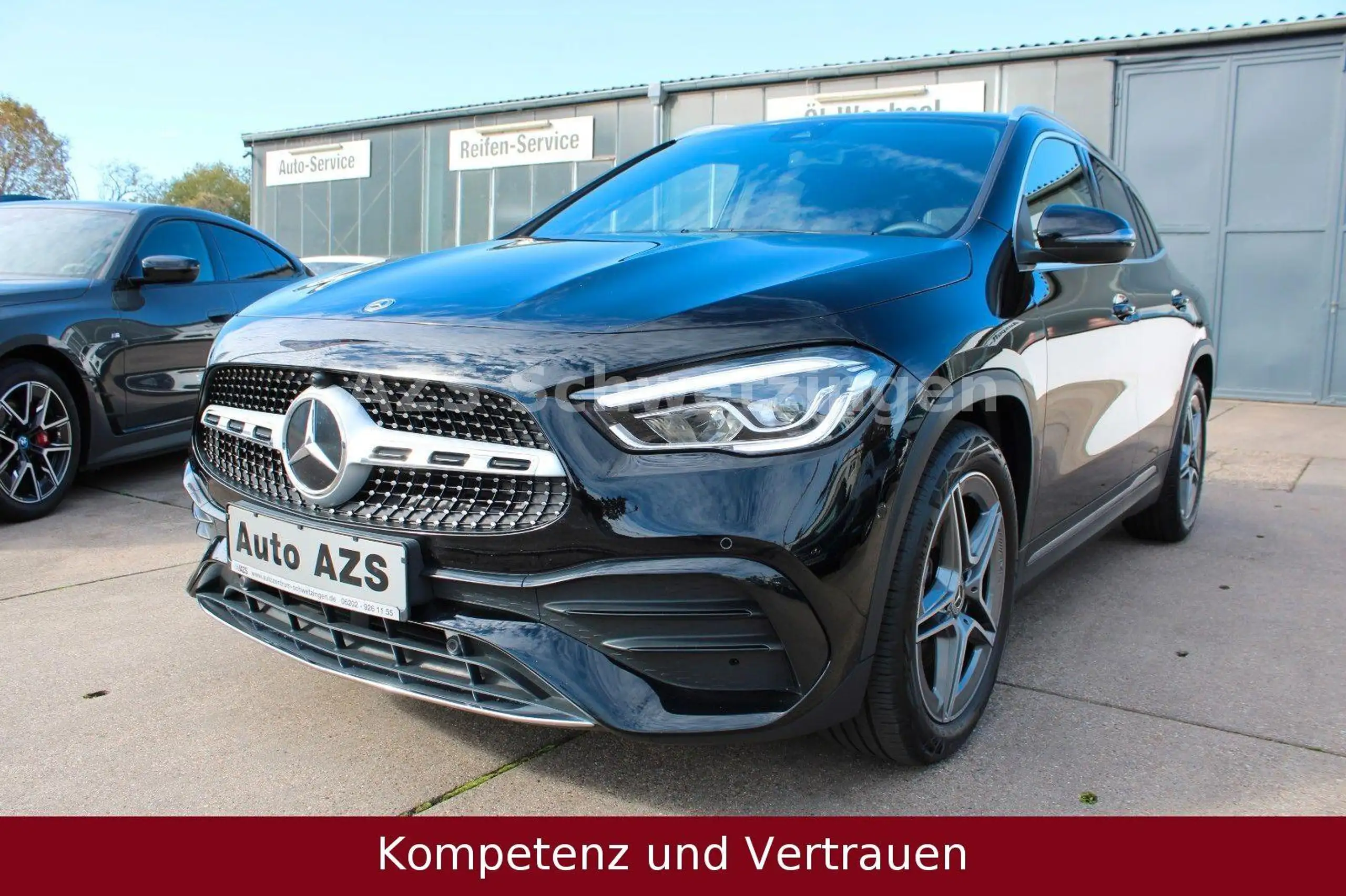 Mercedes-Benz - GLA 200