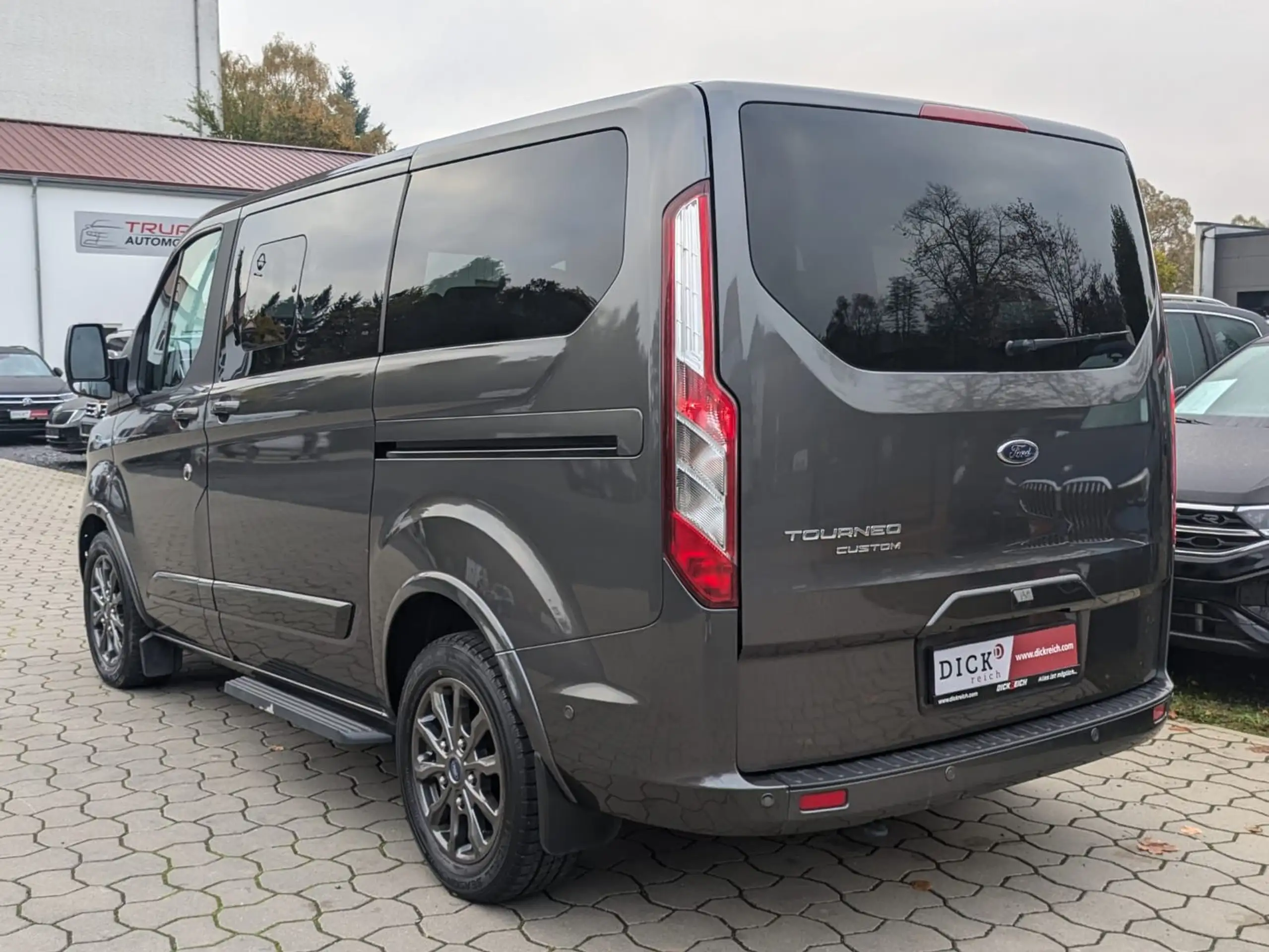 Ford - Tourneo Custom