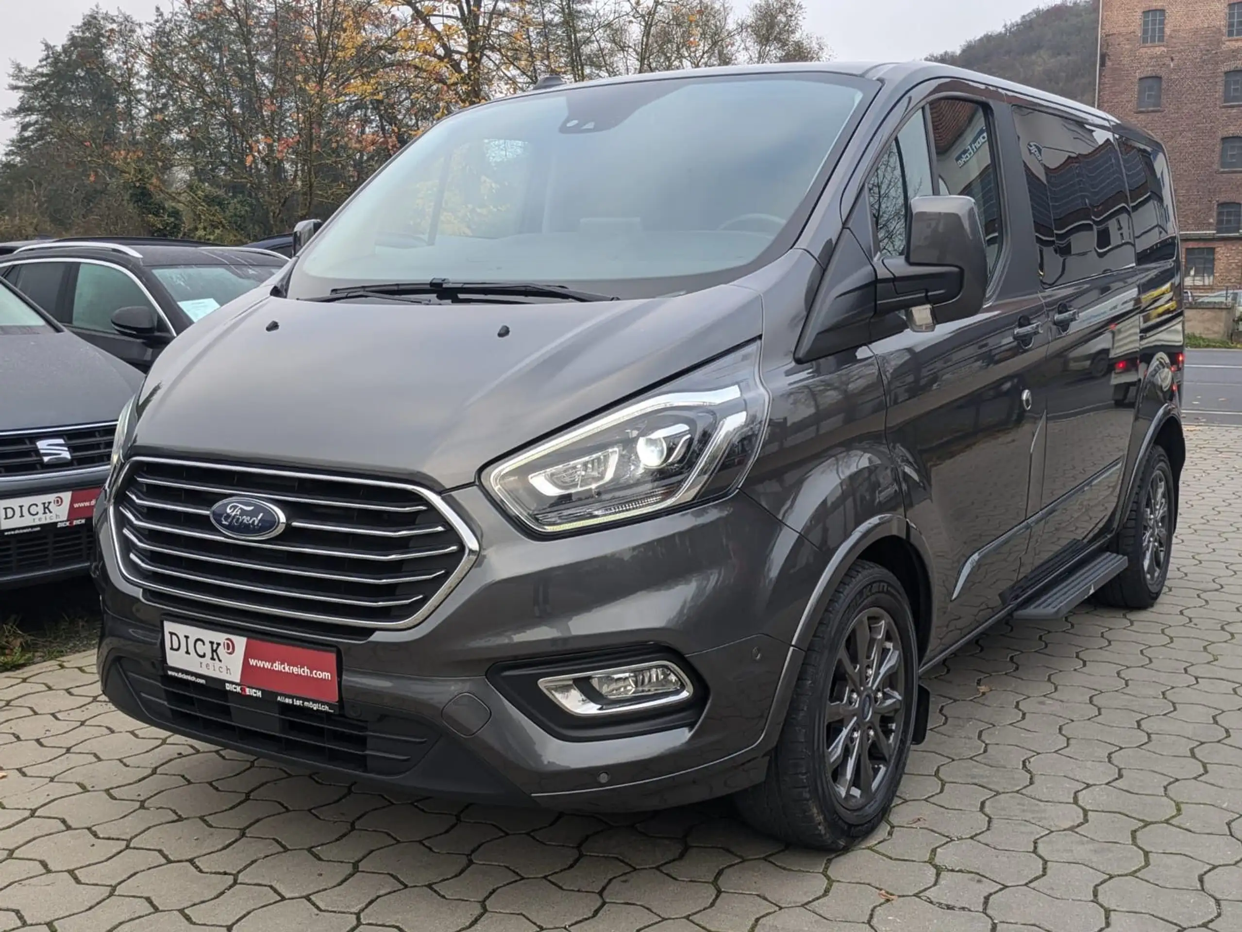 Ford Tourneo Custom 2021