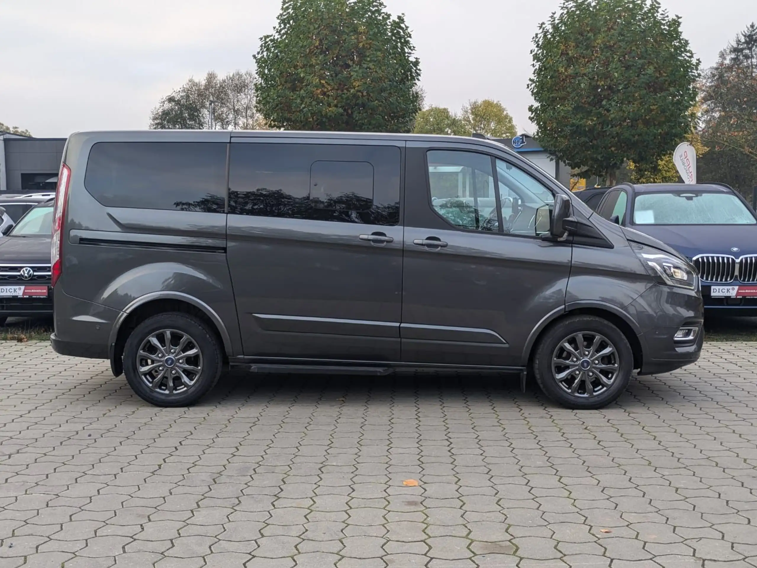 Ford - Tourneo Custom