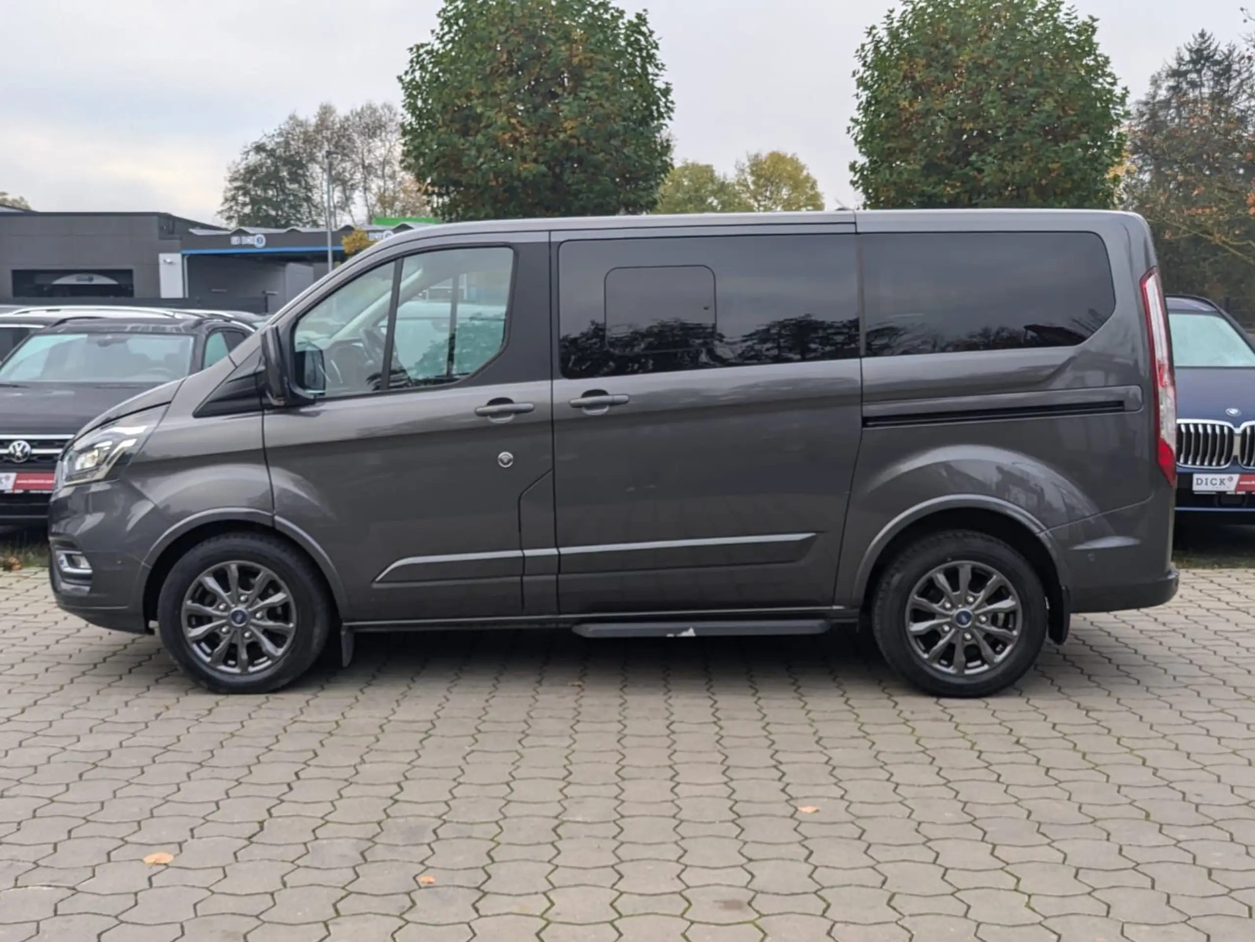 Ford - Tourneo Custom