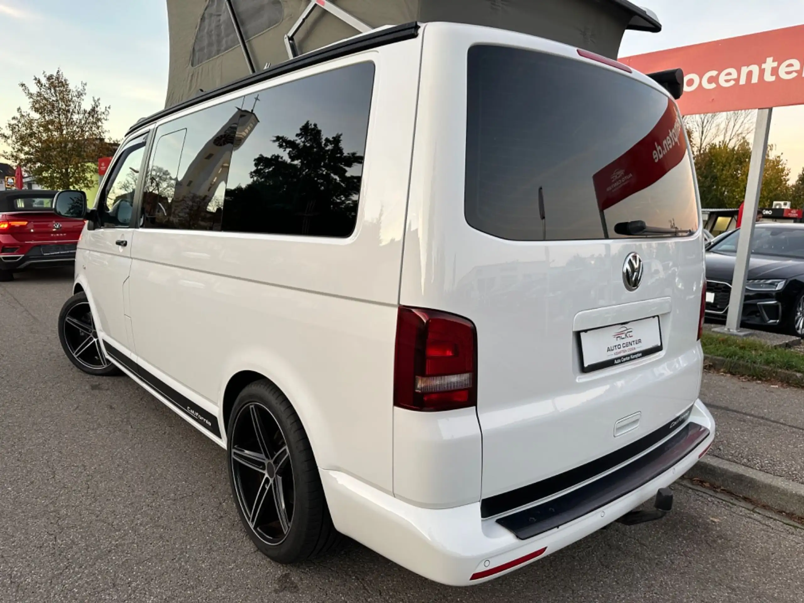 Volkswagen - T5 California