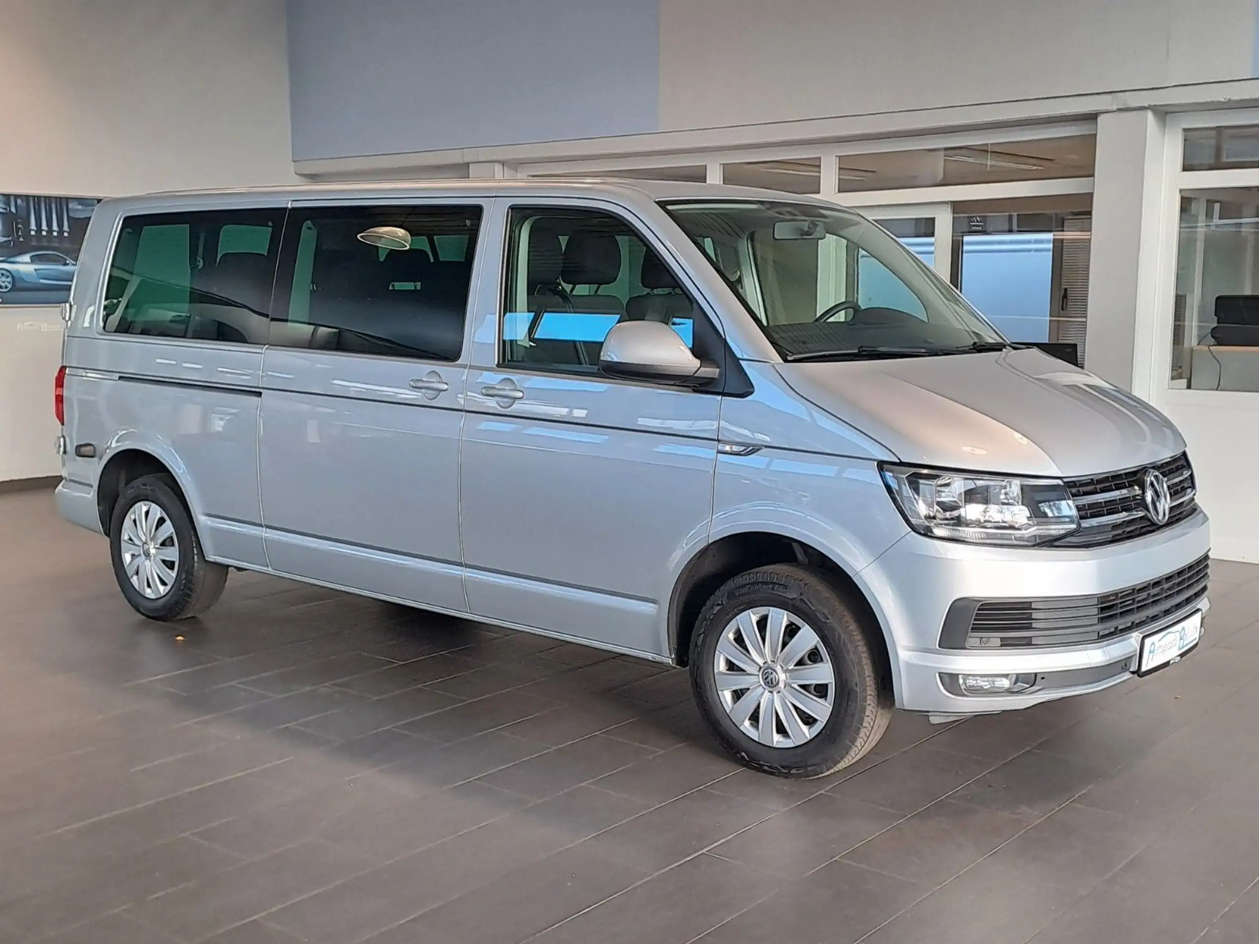 Volkswagen - T6 Caravelle