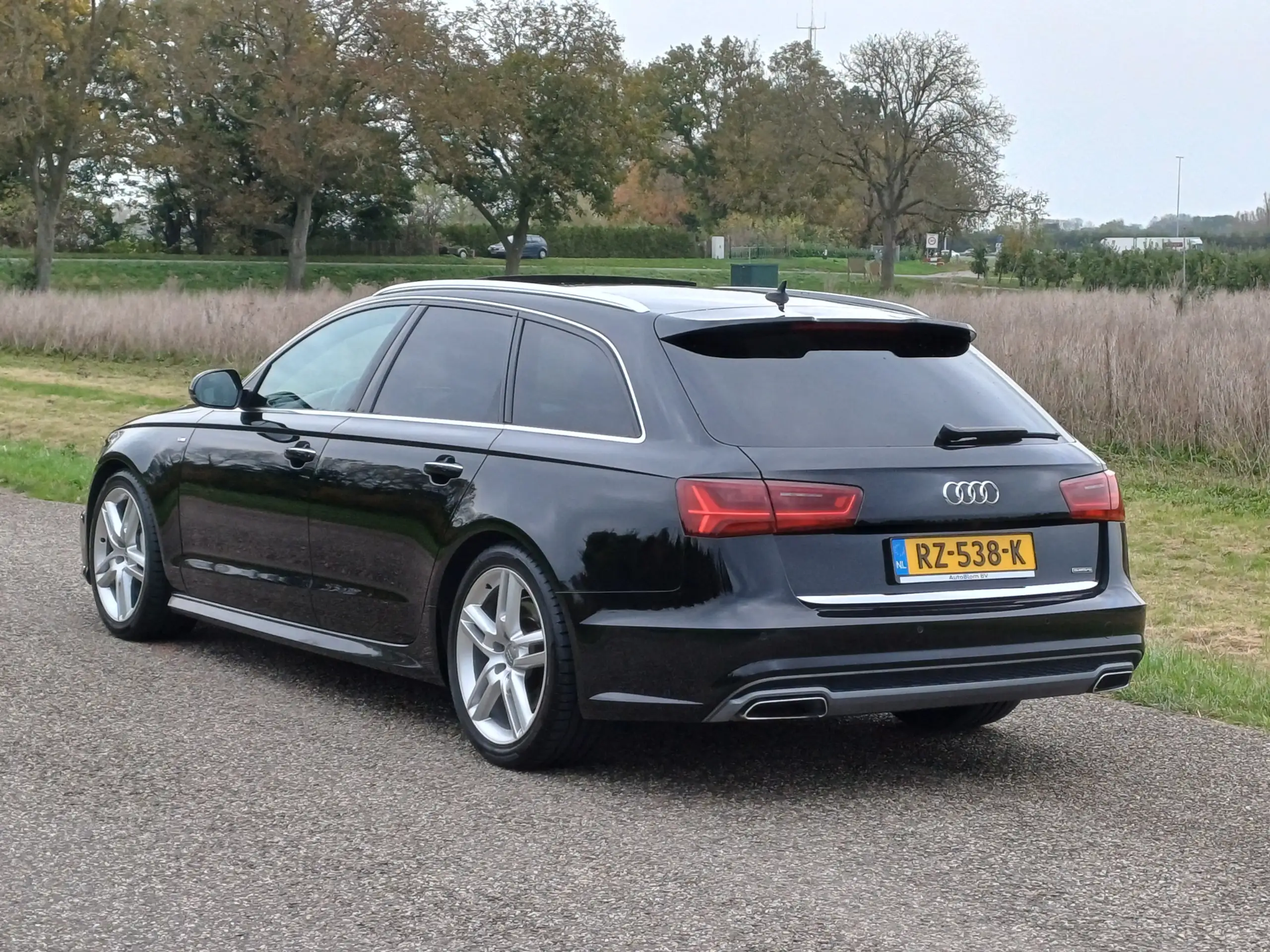 Audi - A6