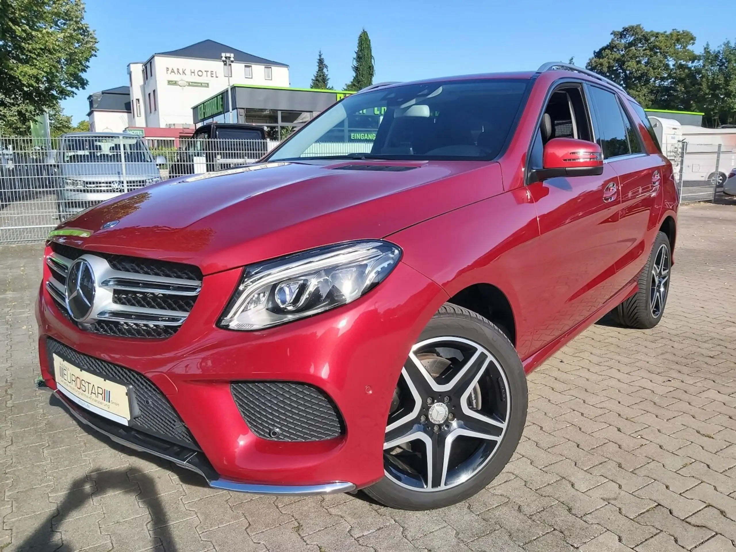 Mercedes-Benz - GLE 250