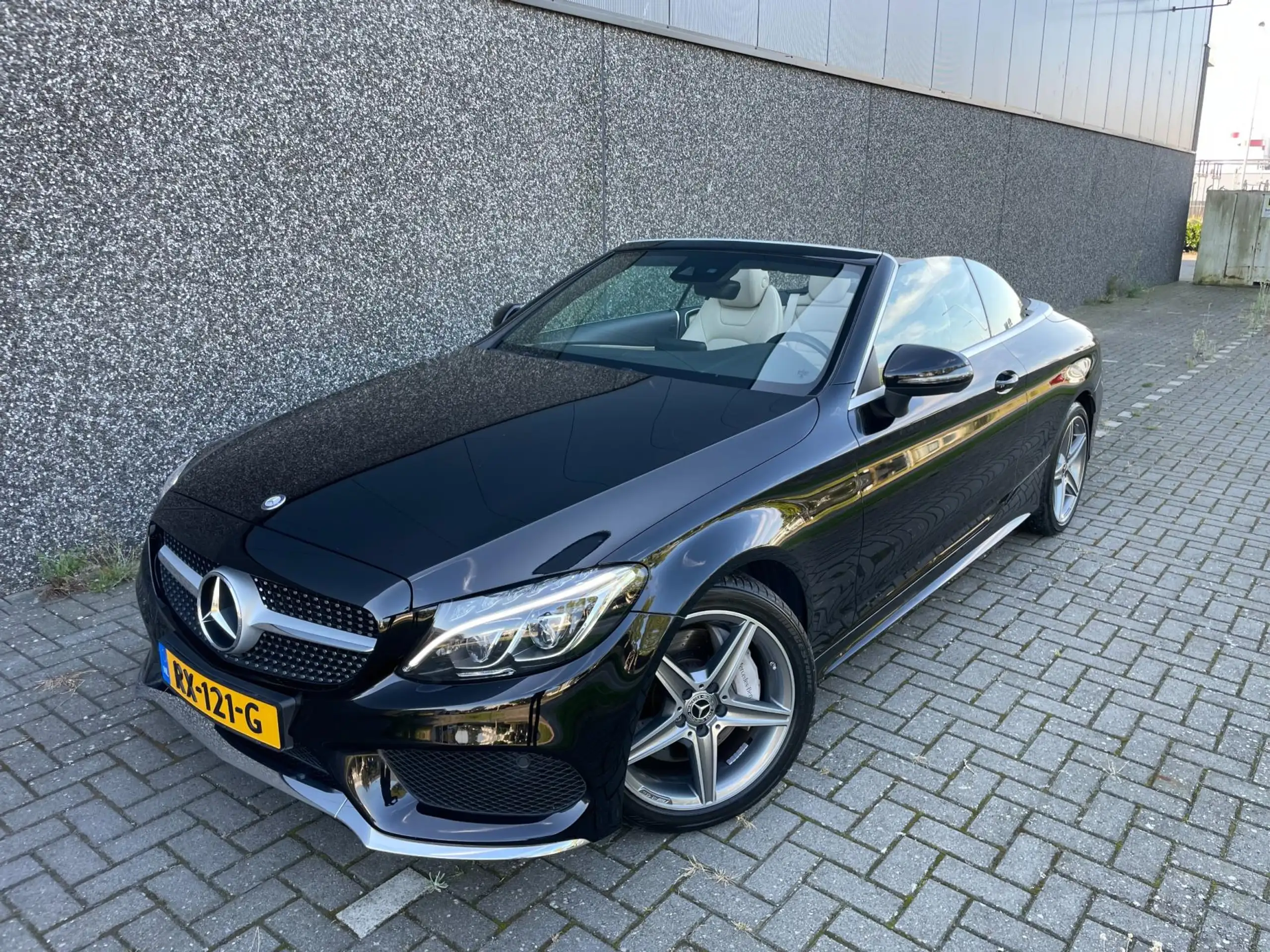 Mercedes-Benz - C 300