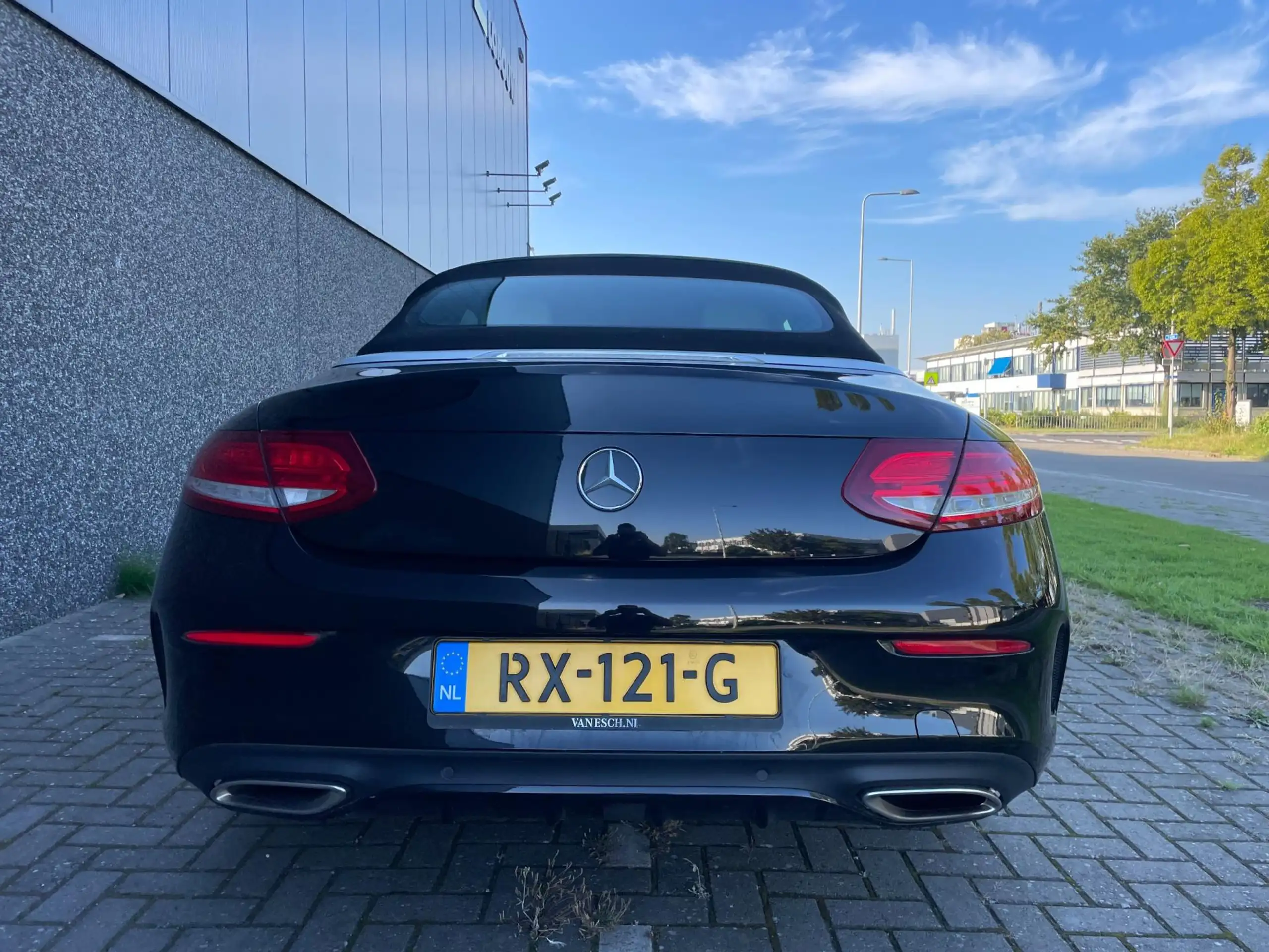 Mercedes-Benz - C 300