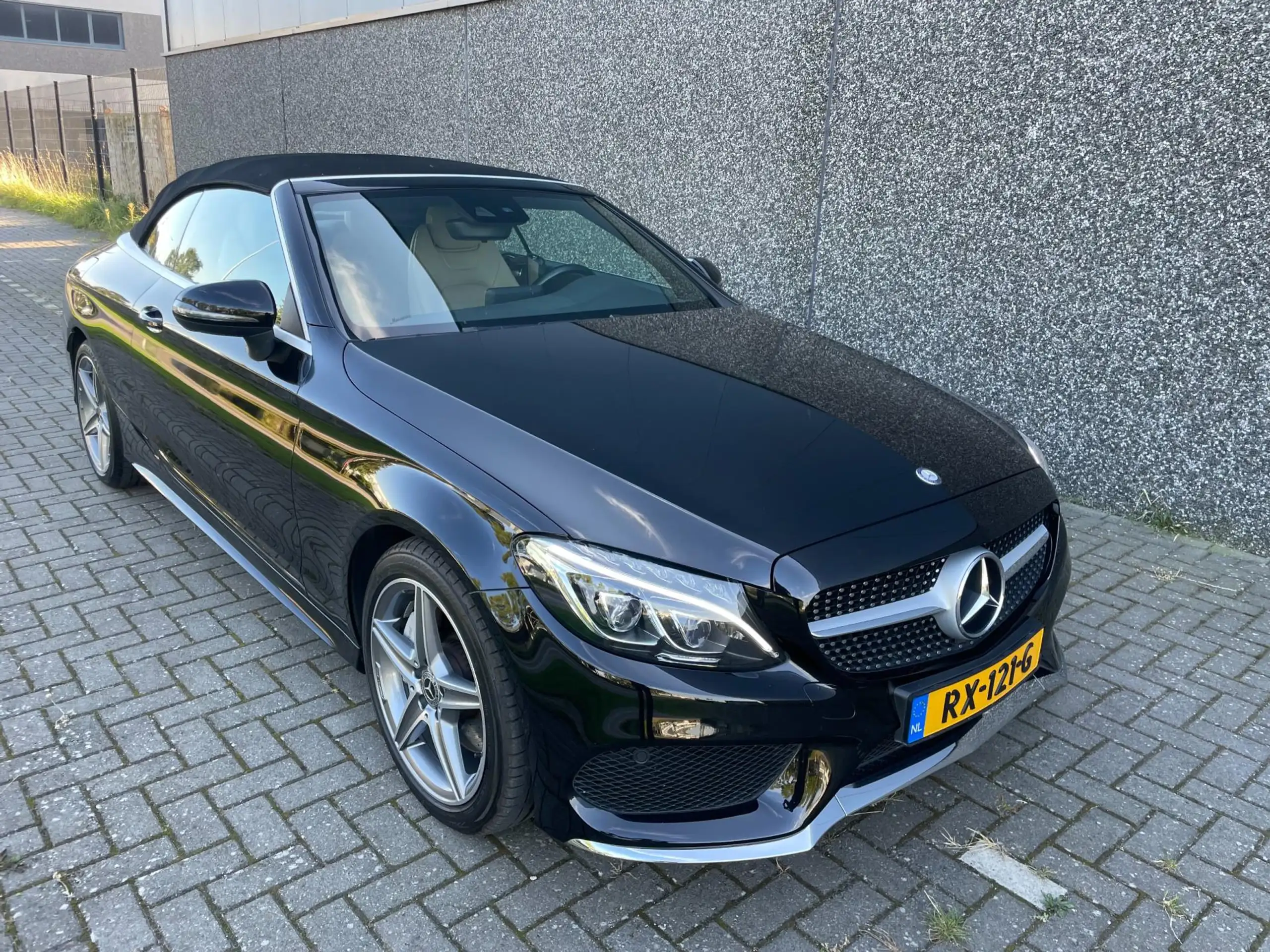 Mercedes-Benz - C 300